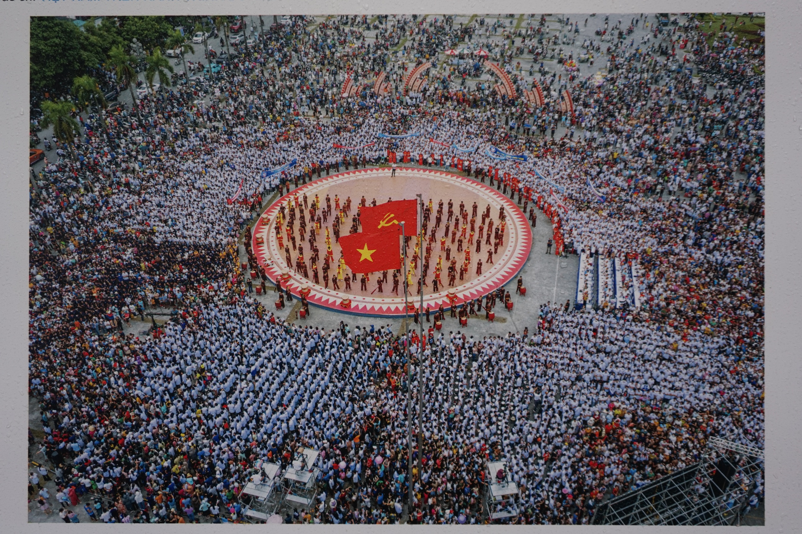 Ảnh chụp màn trình diễn 10.500 drone tại TP.HCM thắng giải A - Ảnh 9.