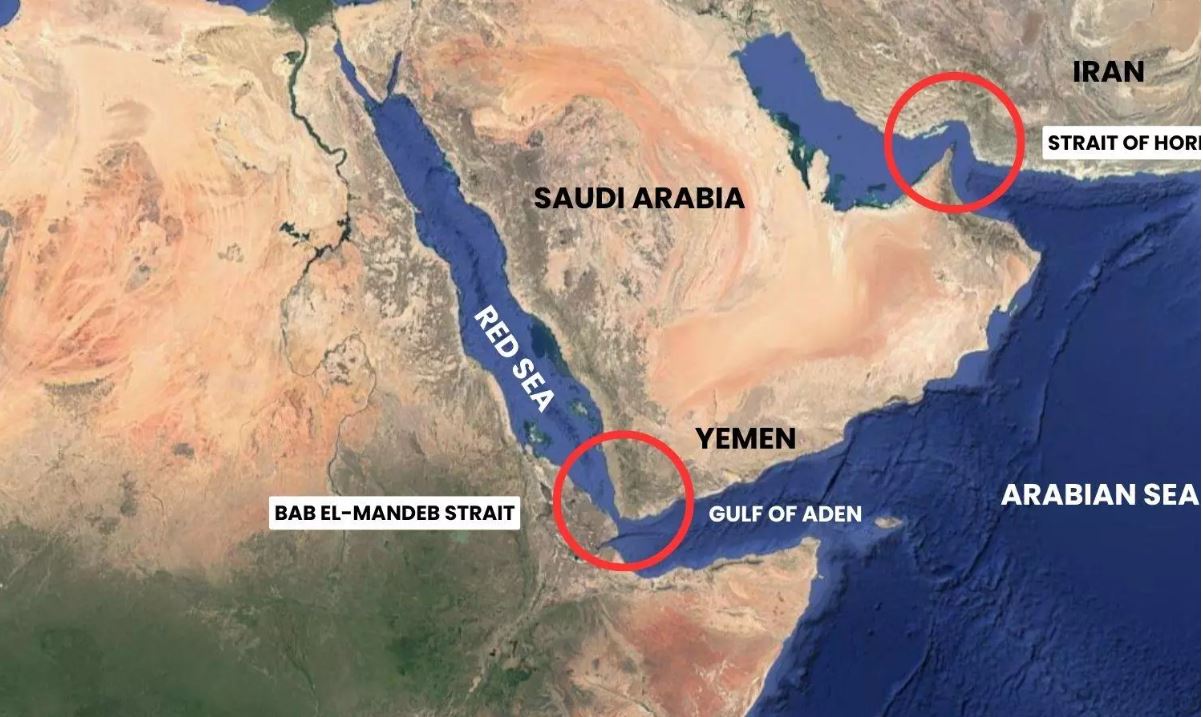 Rộ tin Iran thúc Houthi chuẩn bị chiến dịch mới, eo biển Bab el-Mandeb 'nóng' sau Hormuz - Ảnh 1.