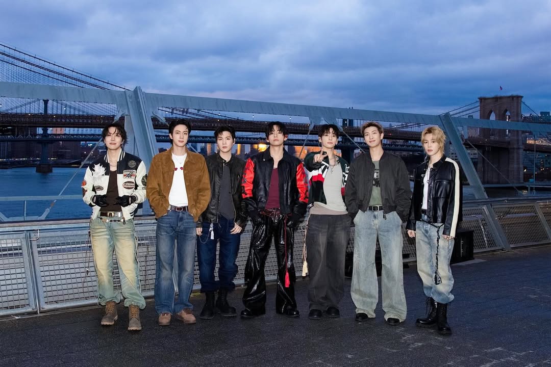 13 ca khúc của BTS cùng vào Billboard hot 100- Ảnh 1.