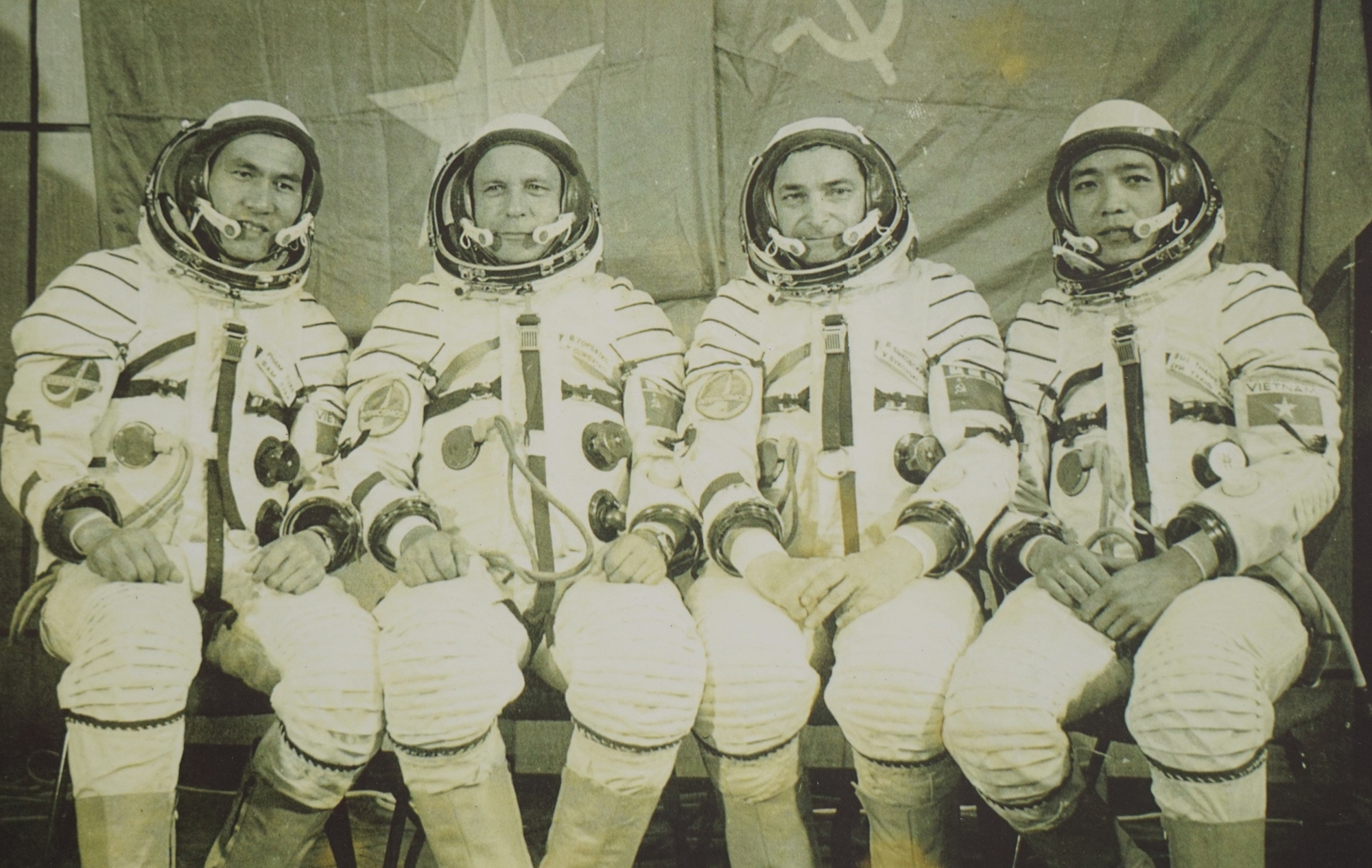 Phạm Tuân - Ảnh 5.