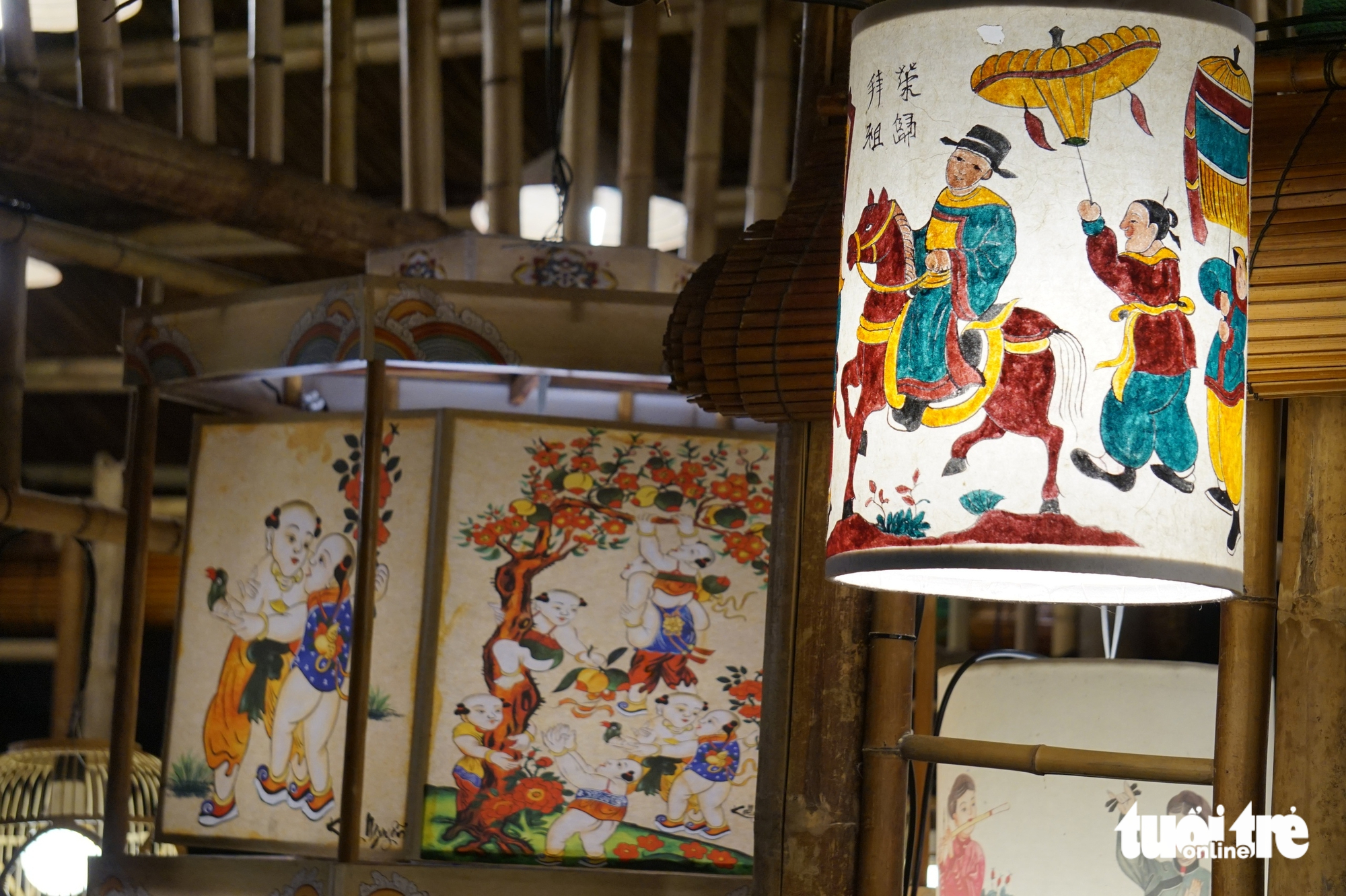 Chiếc gầu dây thương nhớ một thời trở lại phố phường - Ảnh 11. Chiếc gầu dây thương nhớ một thời trở lại phố phường - Ảnh 10.