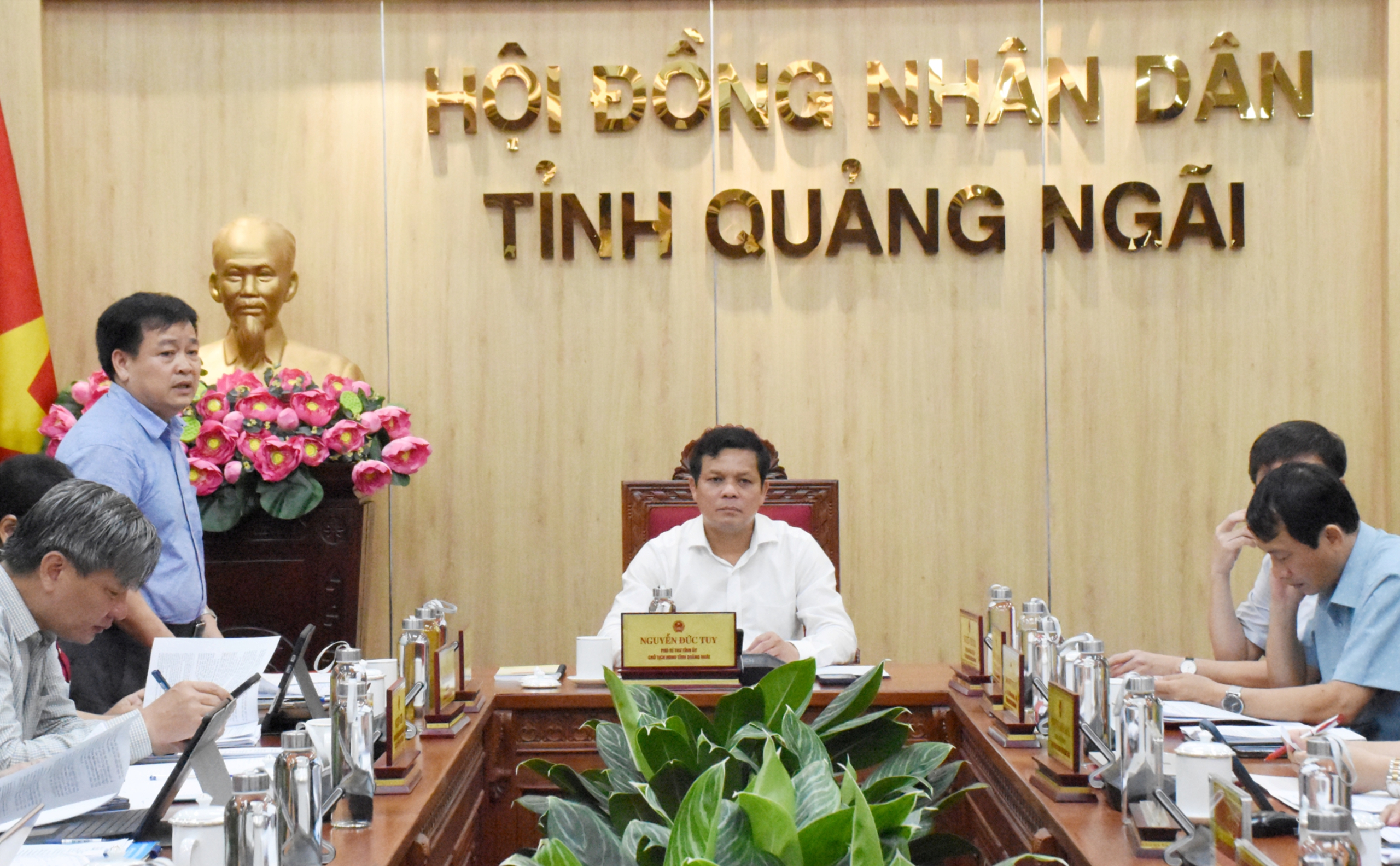 khám sức khỏe - Ảnh 1.