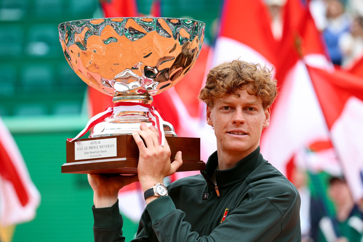Đánh bại Alcaraz tại chung kết Monte Carlo, Sinner trở lại số 1 thế giới Sinner - Ảnh 1.