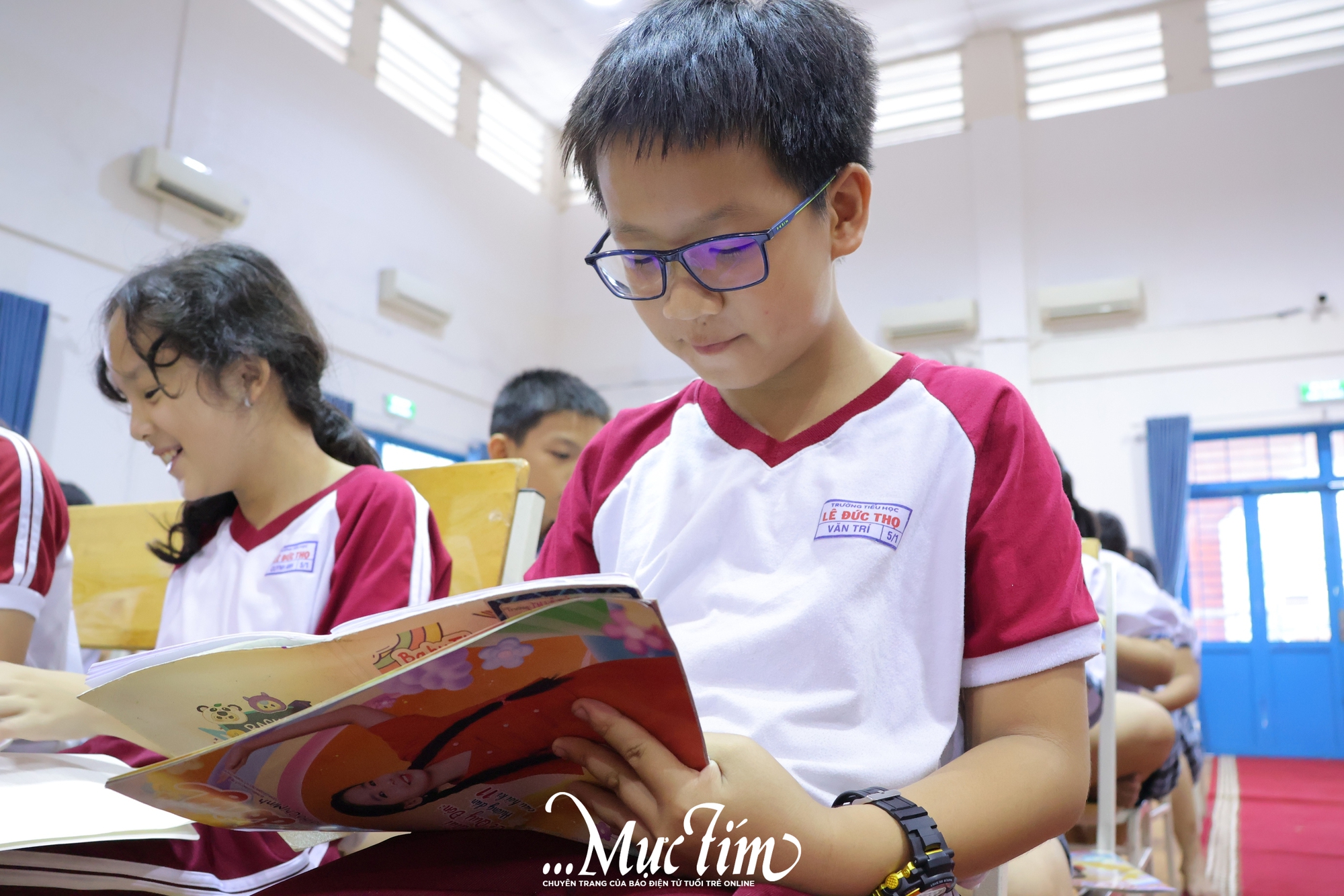 Học trò Trường tiểu học Lê Đức Thọ khám phá văn chương: từ ống heo cảm xúc đến bài văn hay- Ảnh 4. Học trò Trường tiểu học Lê Đức Thọ khám phá văn chương: từ ống heo cảm xúc đến bài văn hay- Ảnh 4.