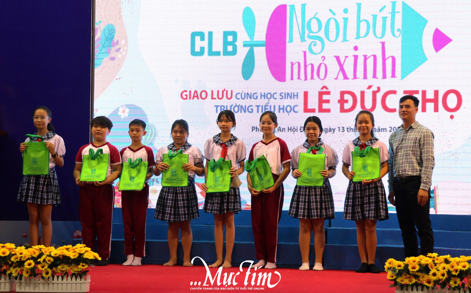 Học trò Trường tiểu học Lê Đức Thọ khám phá văn chương: từ ống heo cảm xúc đến bài văn hay- Ảnh 7. Học trò Trường tiểu học Lê Đức Thọ khám phá văn chương: từ ống heo cảm xúc đến bài văn hay- Ảnh 7.