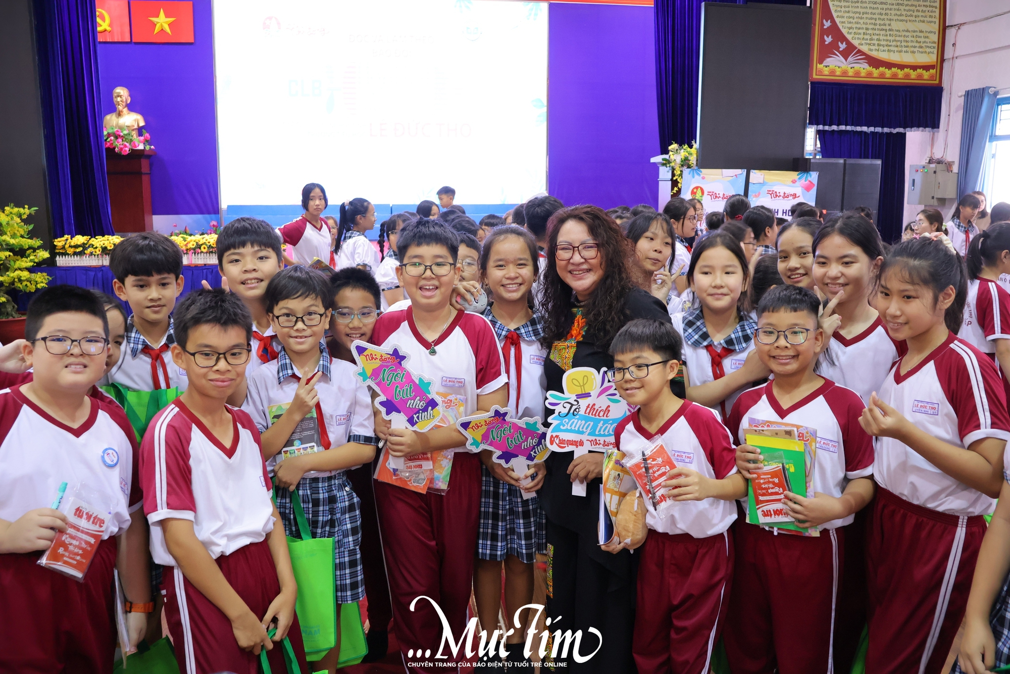 Học trò Trường tiểu học Lê Đức Thọ khám phá văn chương: từ ống heo cảm xúc đến bài văn hay- Ảnh 15. Học trò Trường tiểu học Lê Đức Thọ khám phá văn chương: từ ống heo cảm xúc đến bài văn hay- Ảnh 15.