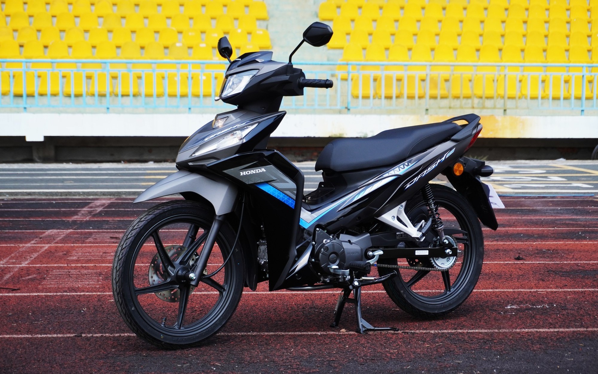 Xe máy Honda Square X125 về Việt Nam, giá đắt hơn SH, có tựa lưng, ABS 2 kênh - Ảnh 7.