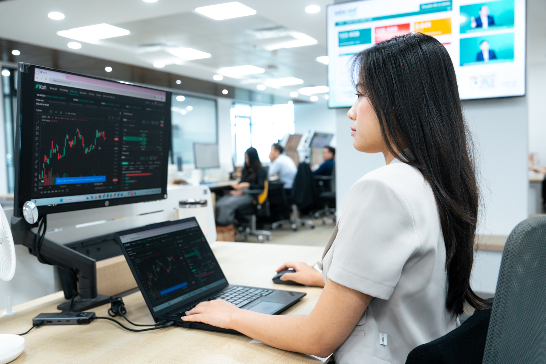 chứng khoán - Ảnh 1.