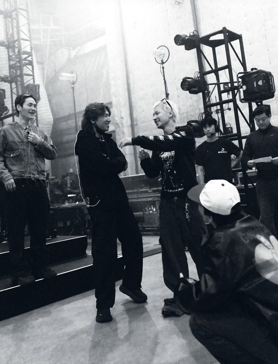 Huyền thoại BigBang trở lại, các fan làm gì để chào đón?- Ảnh 2. Huyền thoại BigBang trở lại, các fan làm gì để chào đón?- Ảnh 2.