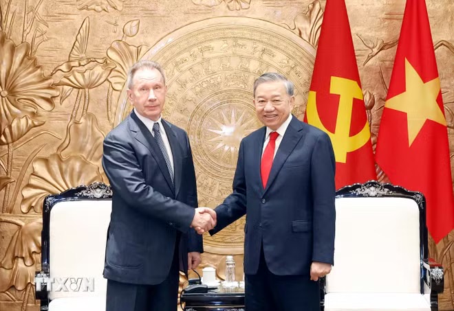 Tổng Bí thư, Chủ tịch nước Tô Lâm tiếp Giám đốc Cơ quan Vệ binh quốc gia Nga - Ảnh 1.