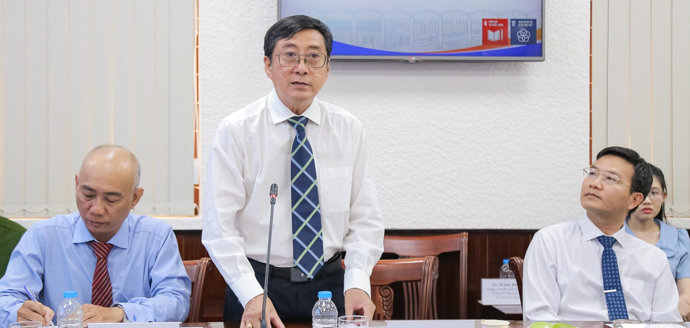 Học toán miễn học phí, nhận ‘lương’ tới 15 triệu đồng/tháng tại Trường đại học Khoa học tự nhiên - Ảnh 1.