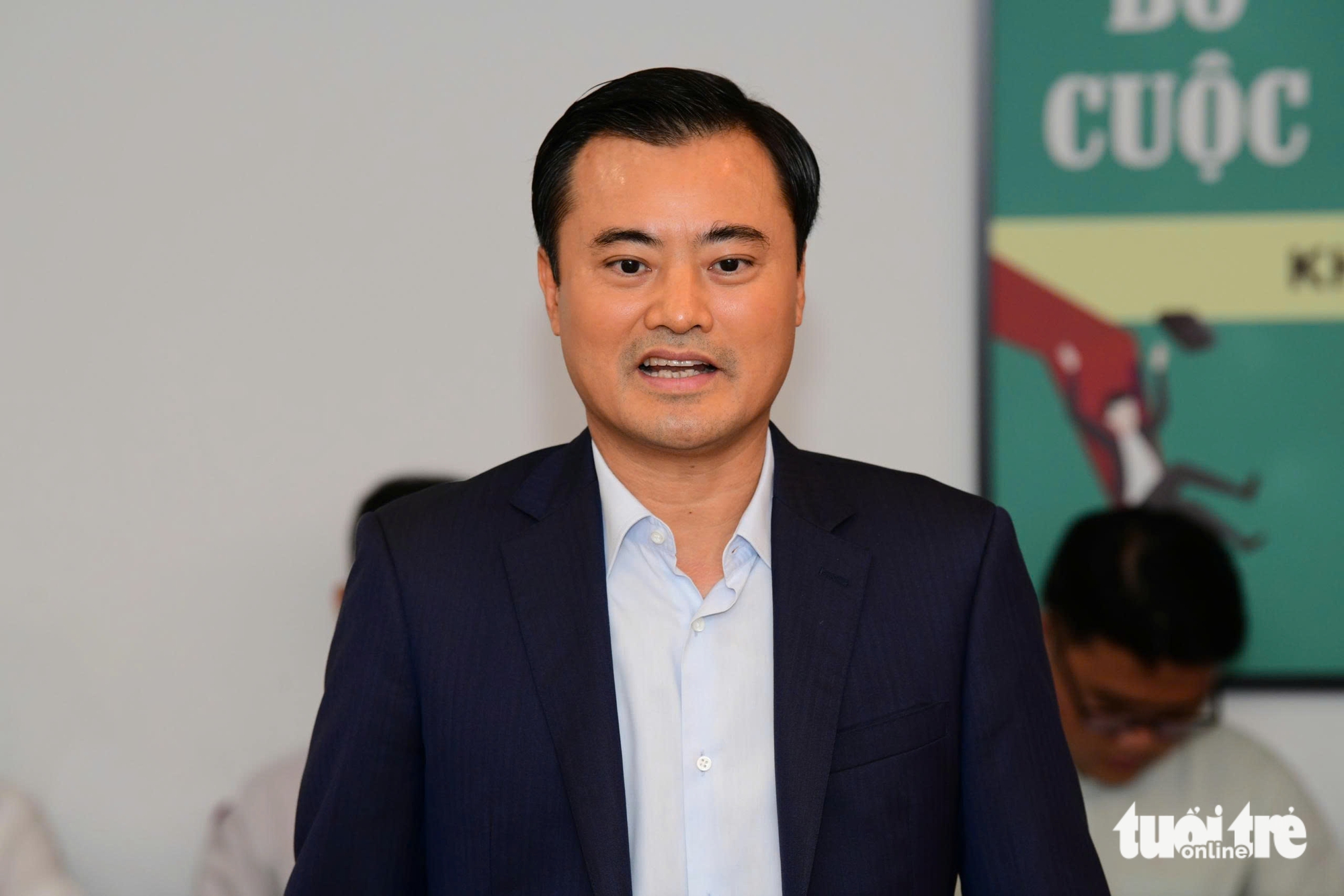 chủ tịch UBND TP.HCM - Ảnh 5.