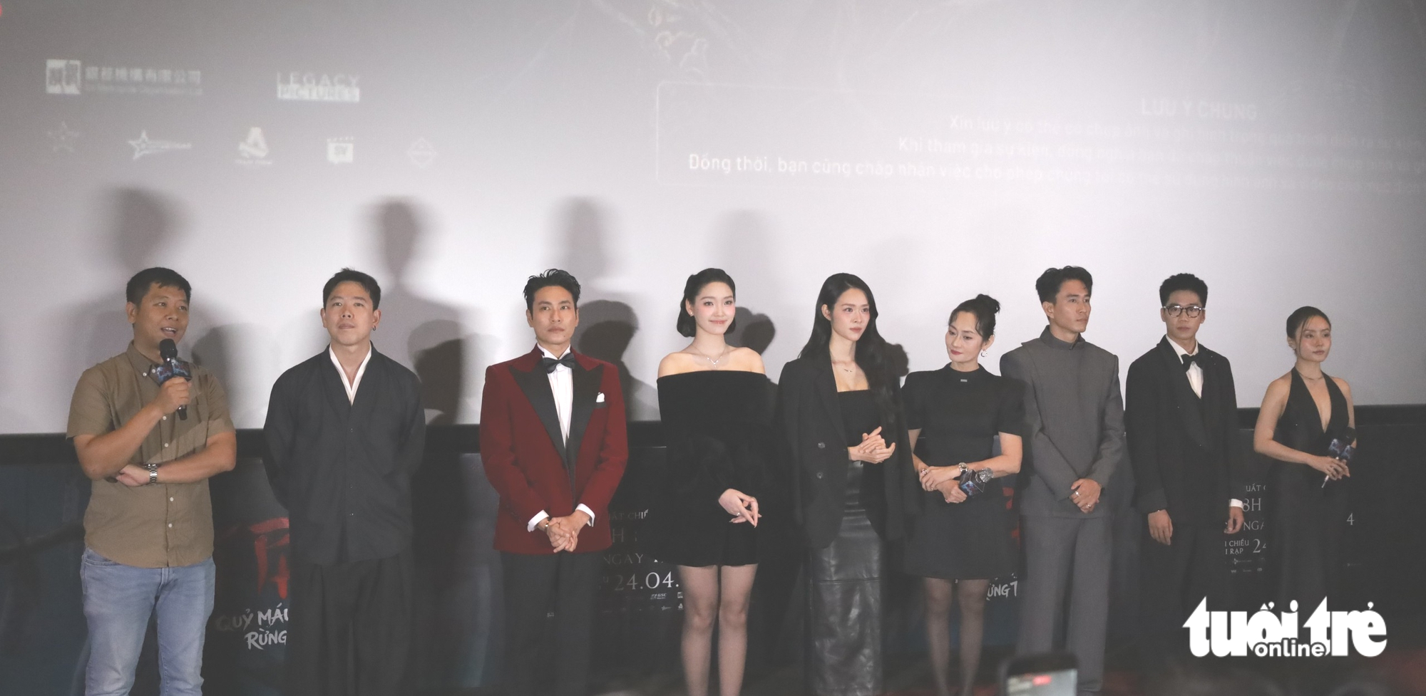 Phí phông: Quỷ máu rừng thiêng - Ảnh 1.