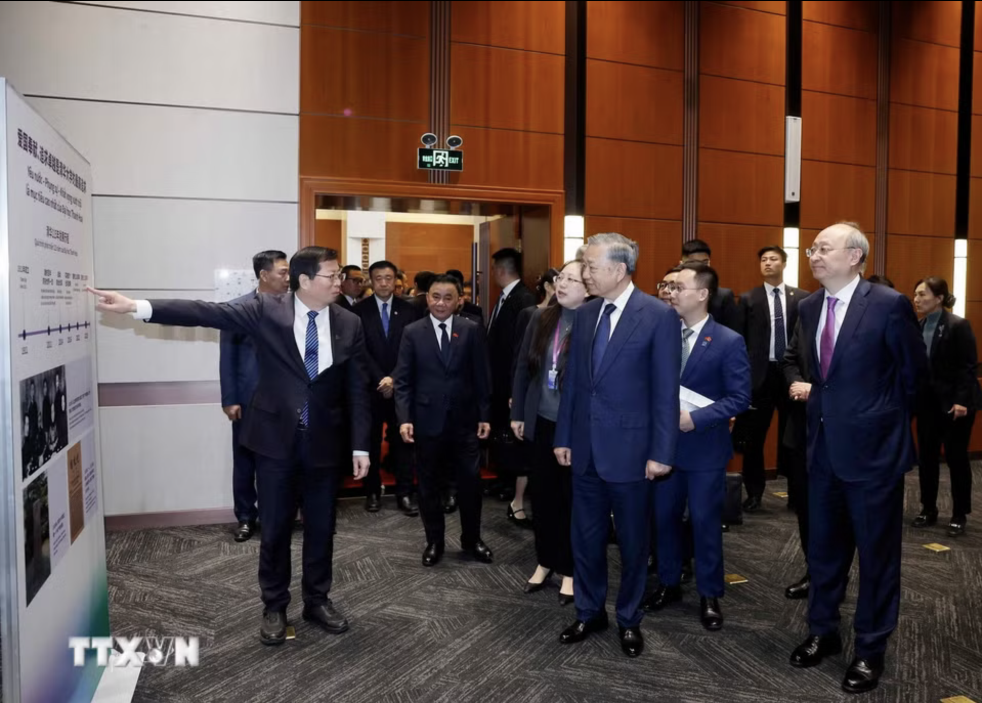 Tổng Bí thư, Chủ tịch nước Tô Lâm phát biểu chính sách tại Đại học Thanh Hoa - Ảnh 2.