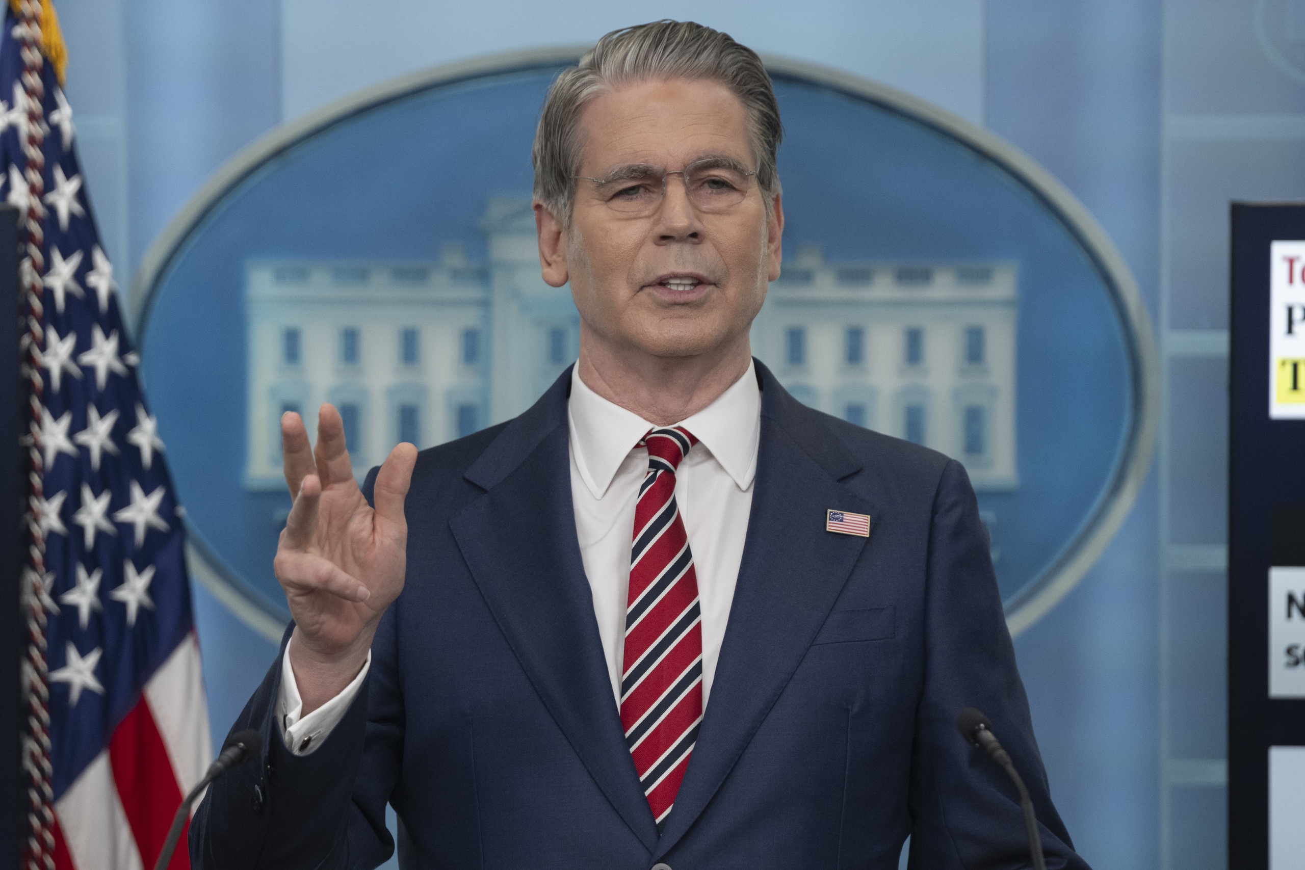 Trung Đông sáng 16-4: Iran dọa đánh chìm tàu Mỹ ở eo biển Hormuz; Mỹ buộc ít nhất 10 tàu quay đầu - Ảnh 3.