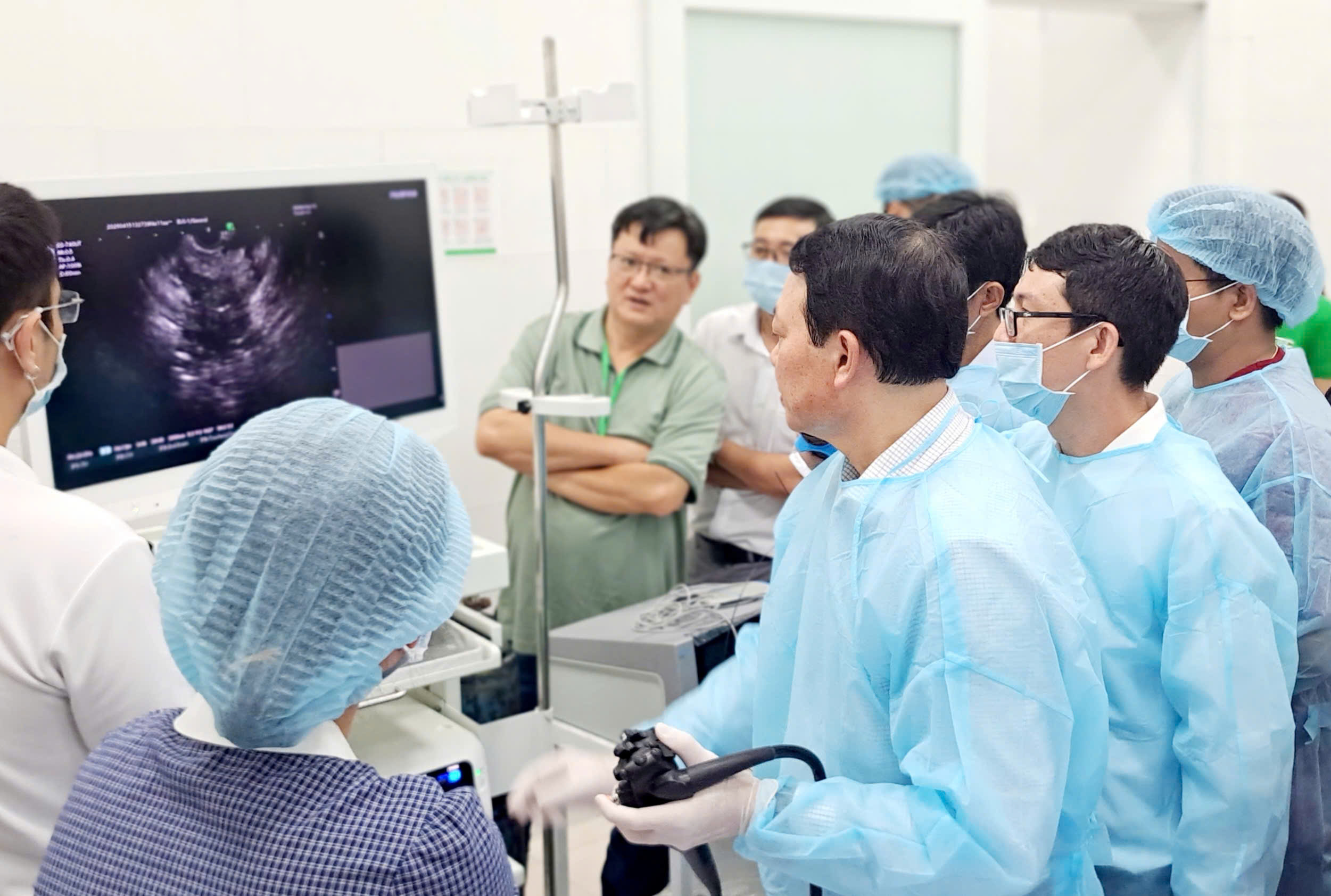 Không đau, không dấu hiệu… ung thư tiêu hóa vẫn có thể đang âm thầm tiến triển - Ảnh 3.