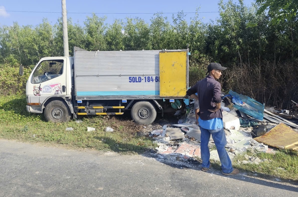 Nhức nhối nạn đổ rác 'chui': Bài học đắt giá từ vụ 800kg rác bất thường tại Cần Thơ