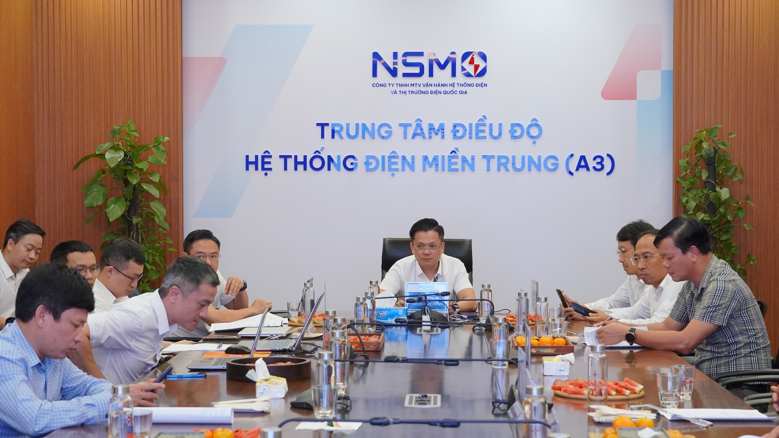 Diễn tập quy mô lớn chưa từng có ứng phó sự cố quá tải đường dây gây nguy cơ mất điện diện rộng - Ảnh 1.