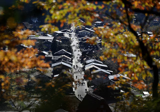 Foreign visitors to Japan hit record high for March- Ảnh 1.