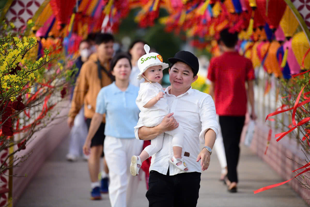 Hơn 9.000 phụ nữ TP.HCM đã nhận hỗ trợ khi sinh đủ 2 con - Ảnh 1.