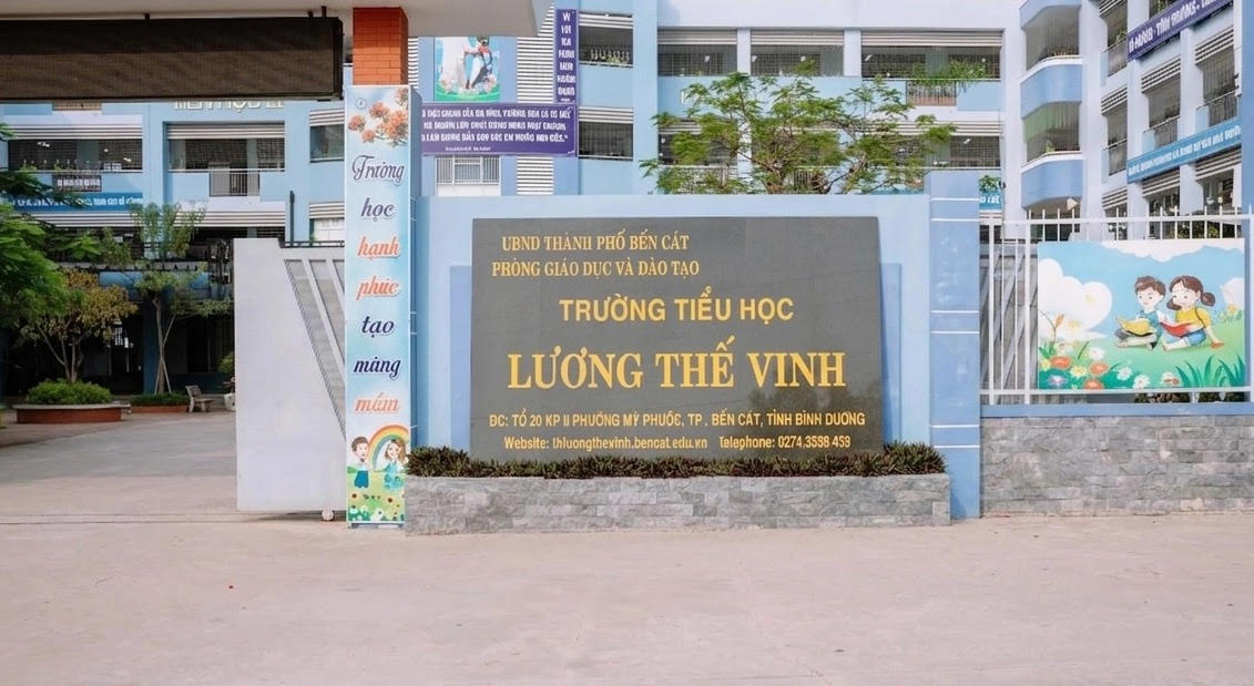 Vietnam teacher warned, removed from class after punishing students with syringe pricks - Ảnh 1.