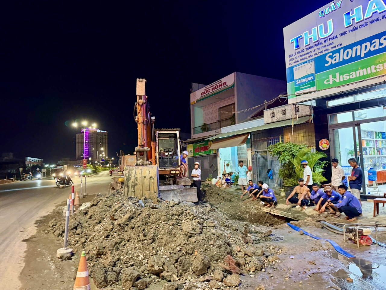 Nước Sinh Hoạt Vàng Đen Tại Đông Đắk Lắk: Hệ Lụy Từ Sự Cố Vỡ Đường Ống Nước