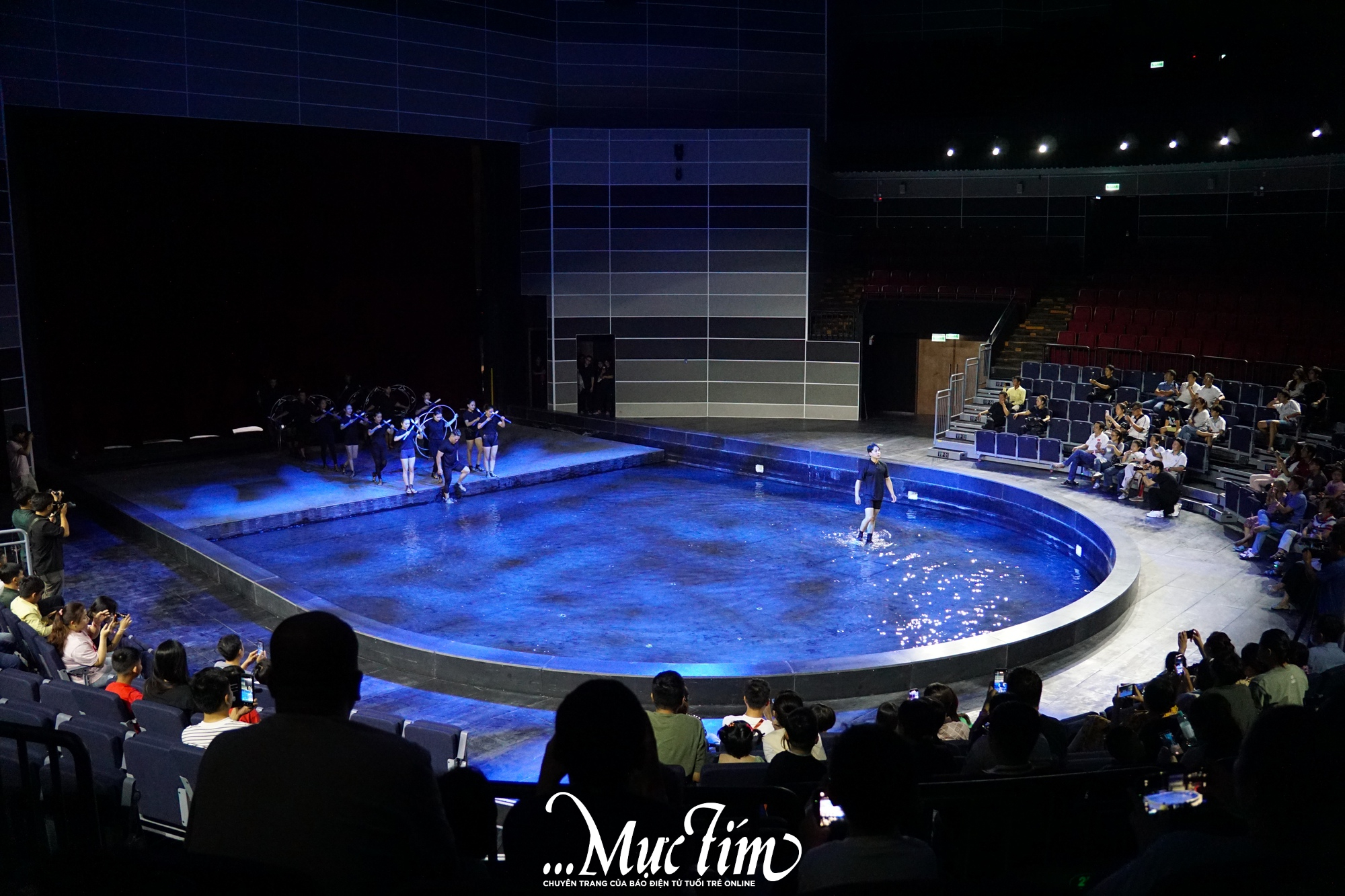 Rạp xiếc nghìn tỷ tại TP.HCM lần đầu đón khách tham quan với loạt trải nghiệm độc đáo- Ảnh 2.