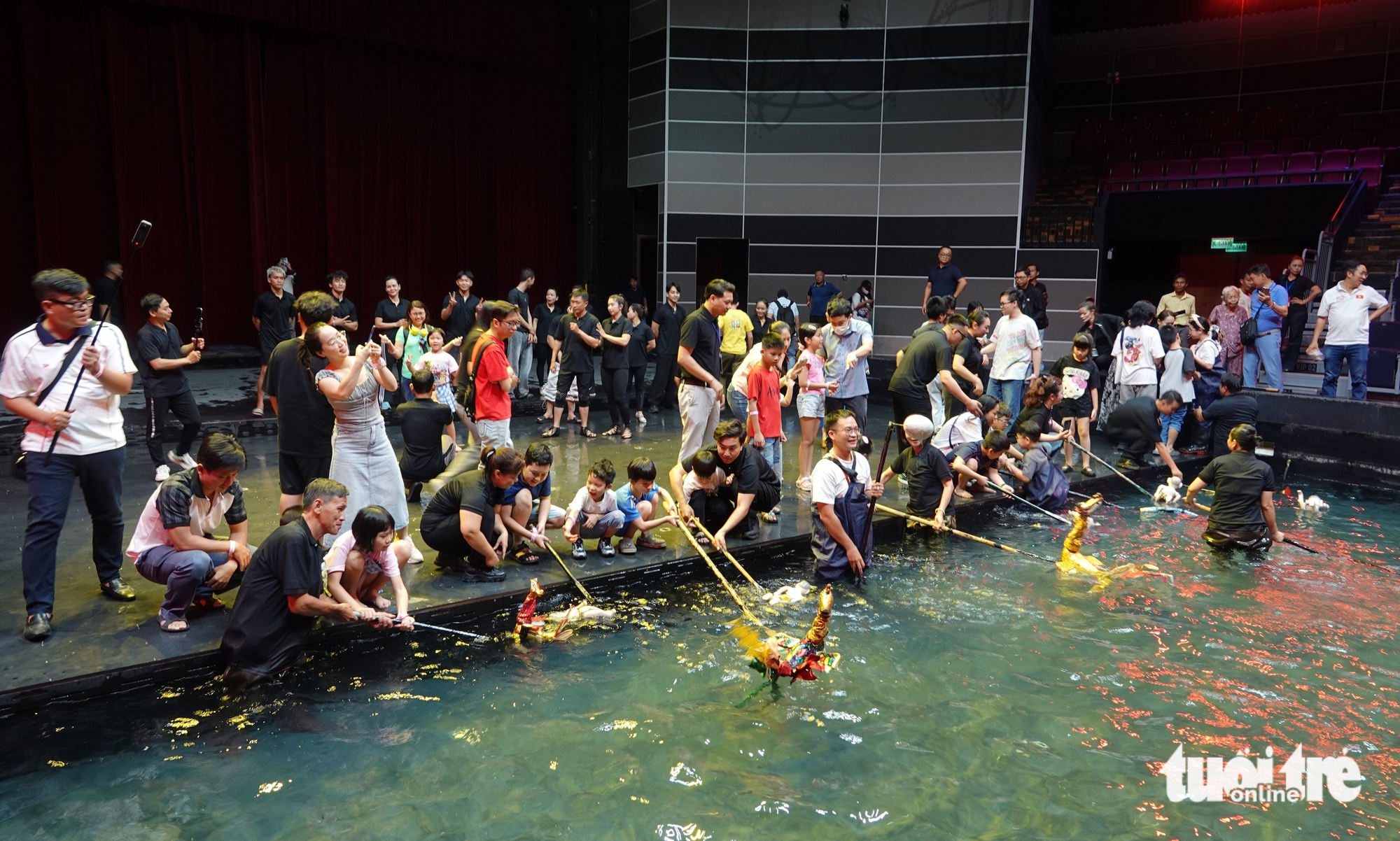 rạp xiếc - Ảnh 1.