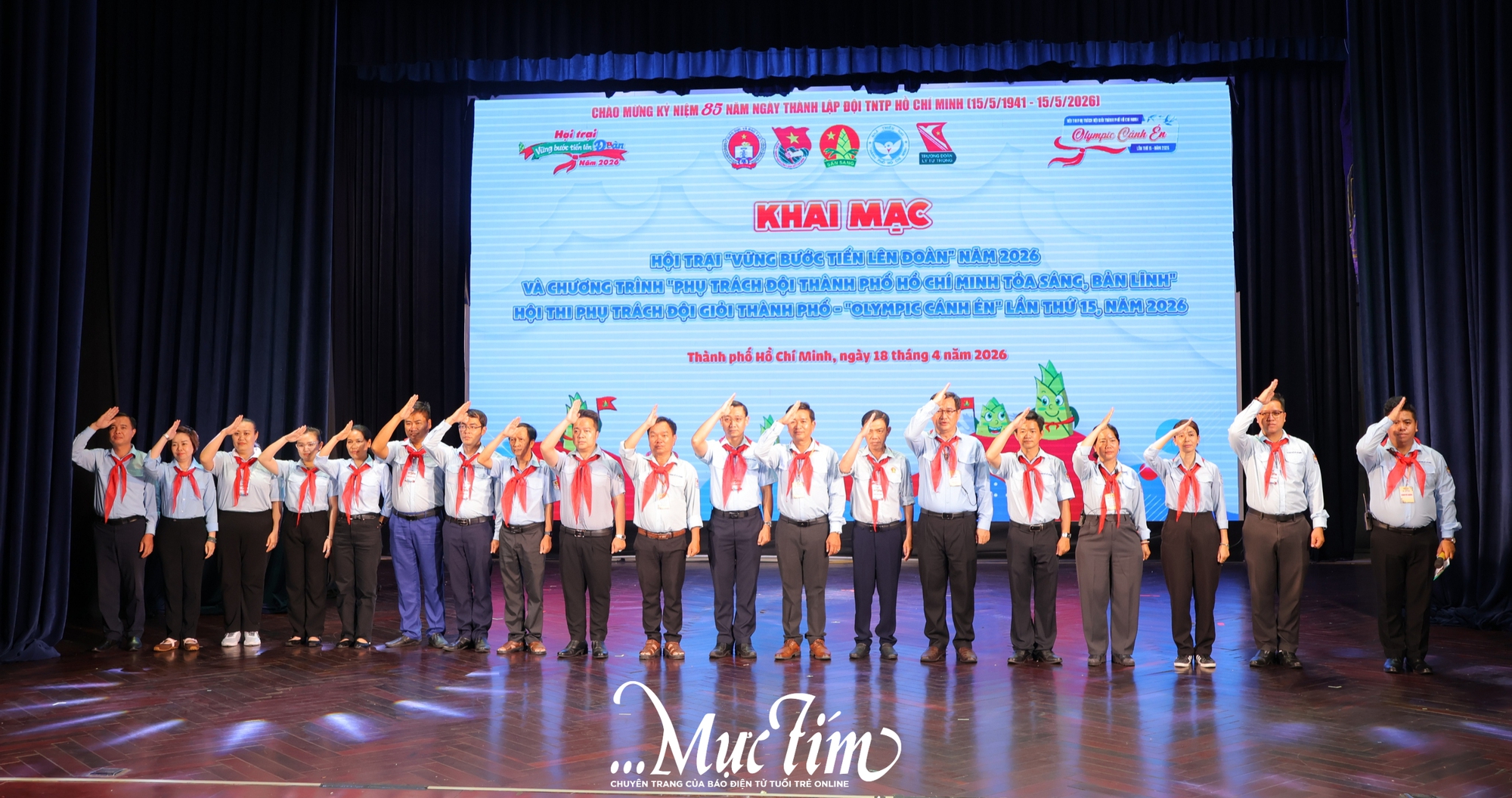 Hàng trăm phụ trách Đội và thiếu nhi tham gia hội trại Vững bước tiến lên Đoàn- Ảnh 2.