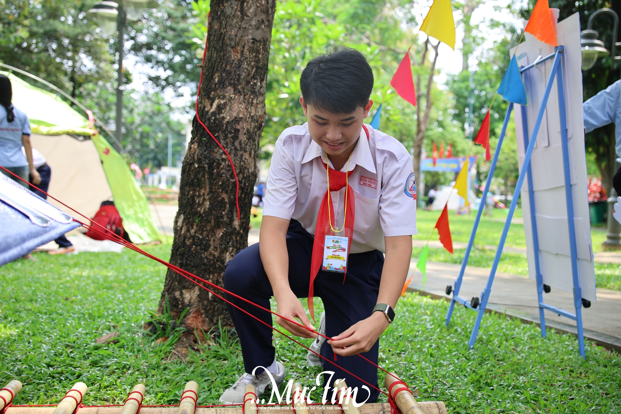 Hơn 200 đội viên thử tài dựng lều tại Hội trại “Vững bước tiến lên Đoàn”- Ảnh 6.