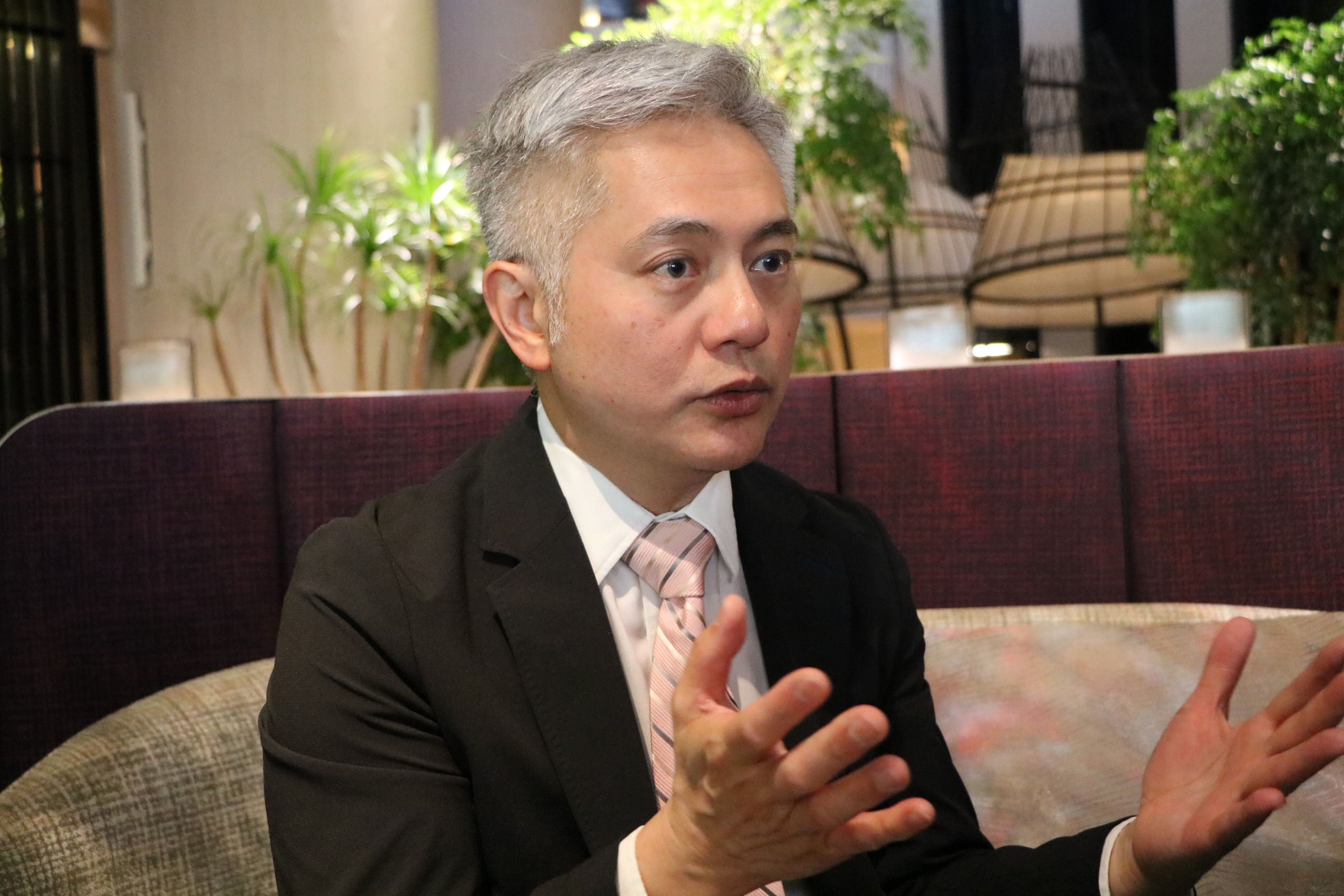 Nhiều loại ung thư gia tăng ở người trẻ châu Á, giới y khoa nỗ lực tìm lời giải - Ảnh 1.