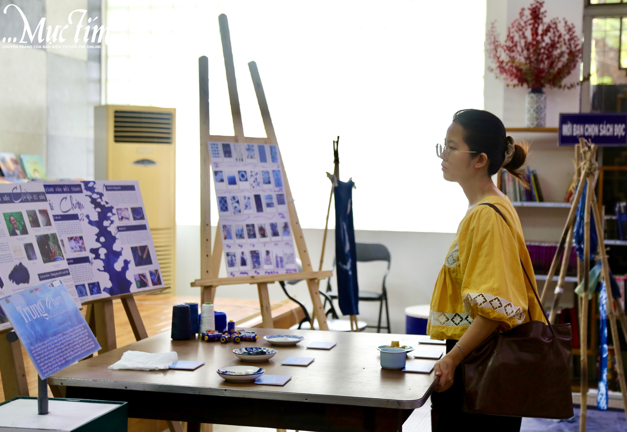 Người trẻ lan toả nghệ thuật nhuộm chàm truyền thống - Ảnh 2.