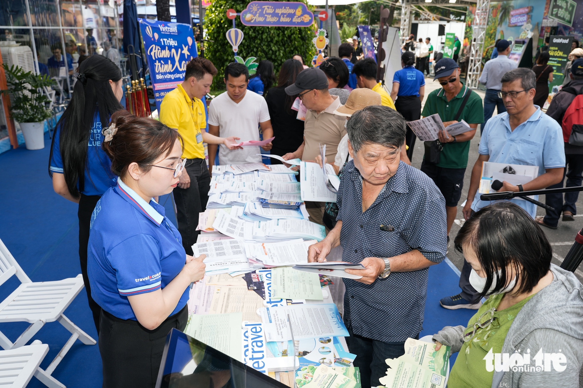 du lịch - Ảnh 2.