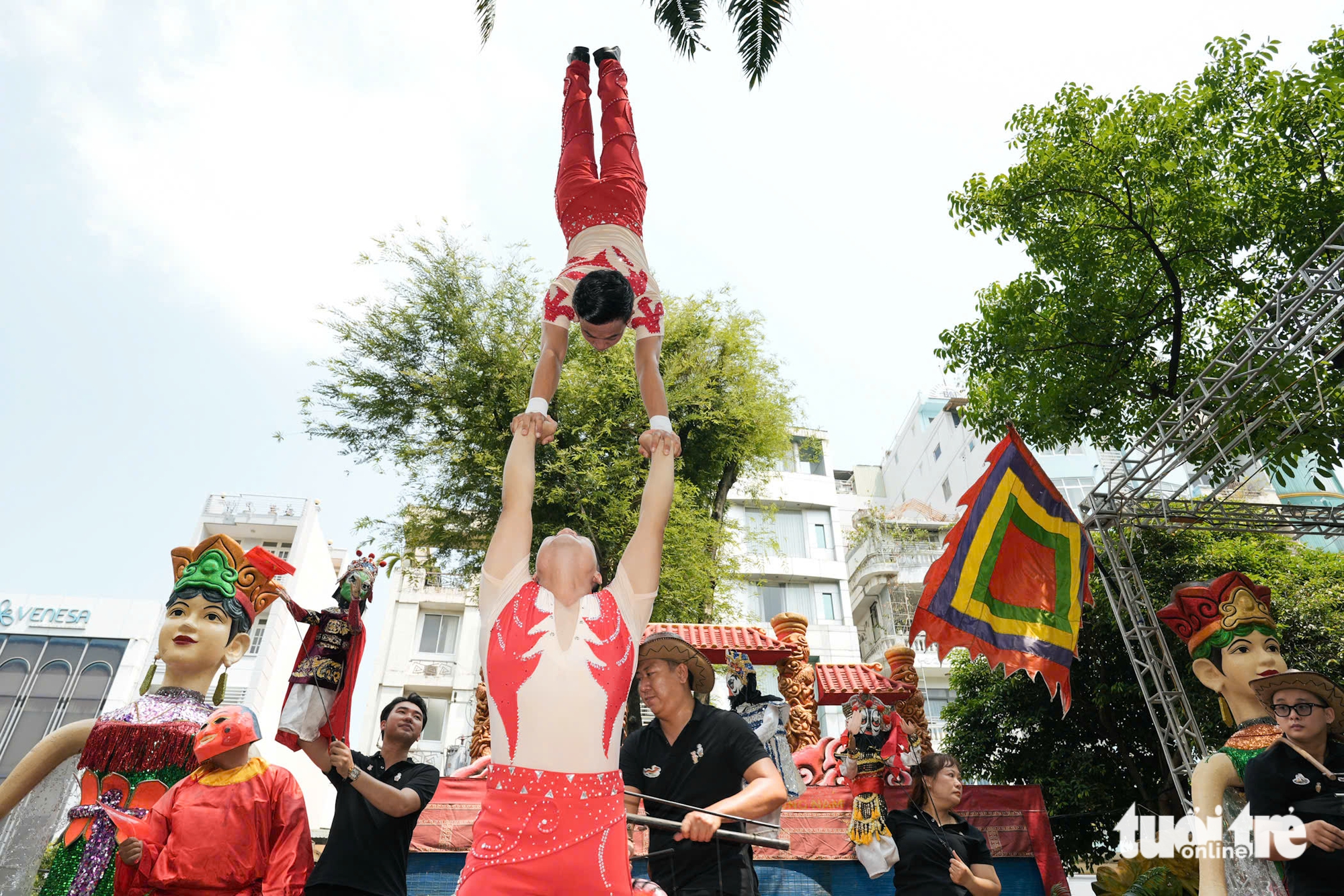 Sôi động săn tour, ưu đãi bùng nổ tại Ngày hội Du lịch TP.HCM - Ảnh 3.