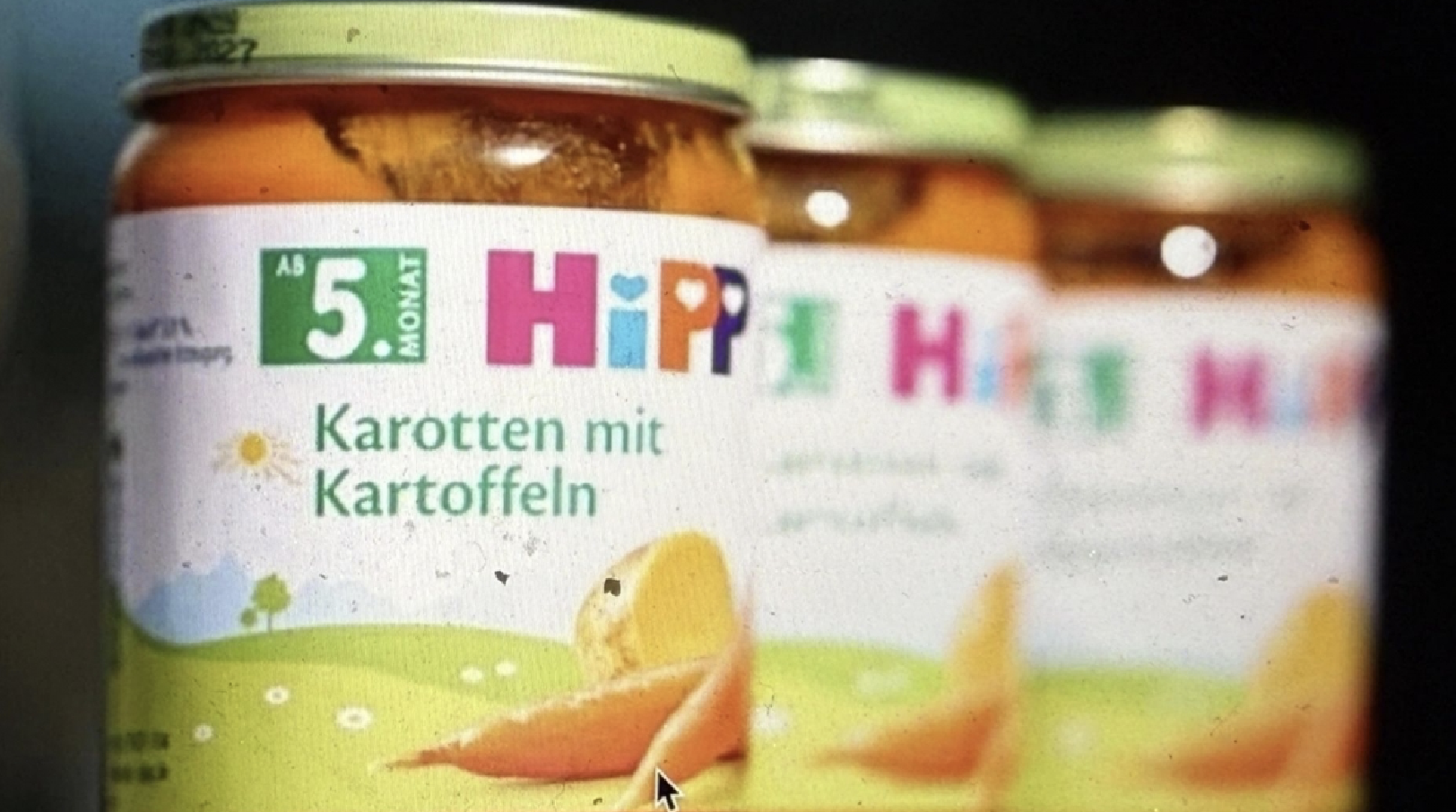 Bộ Y tế yêu cầu rà soát sản phẩm ăn giặm HiPP trên toàn quốc vì nghi chứa thuốc diệt chuột - Ảnh 1.