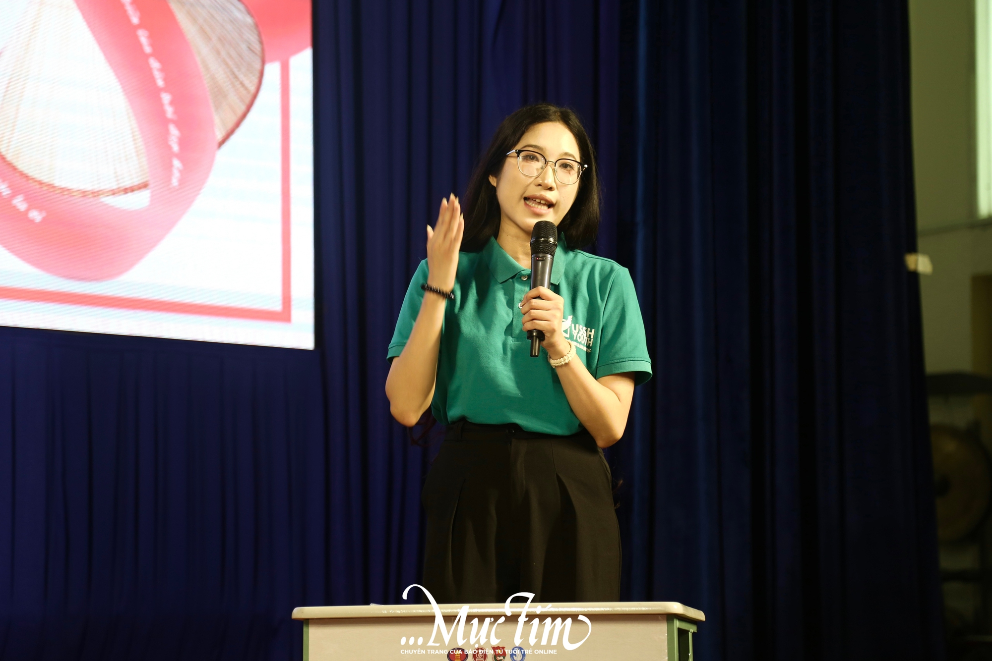 Sinh viên tranh biện về chuyện giữ gìn văn hóa trong thời đại số- Ảnh 3.