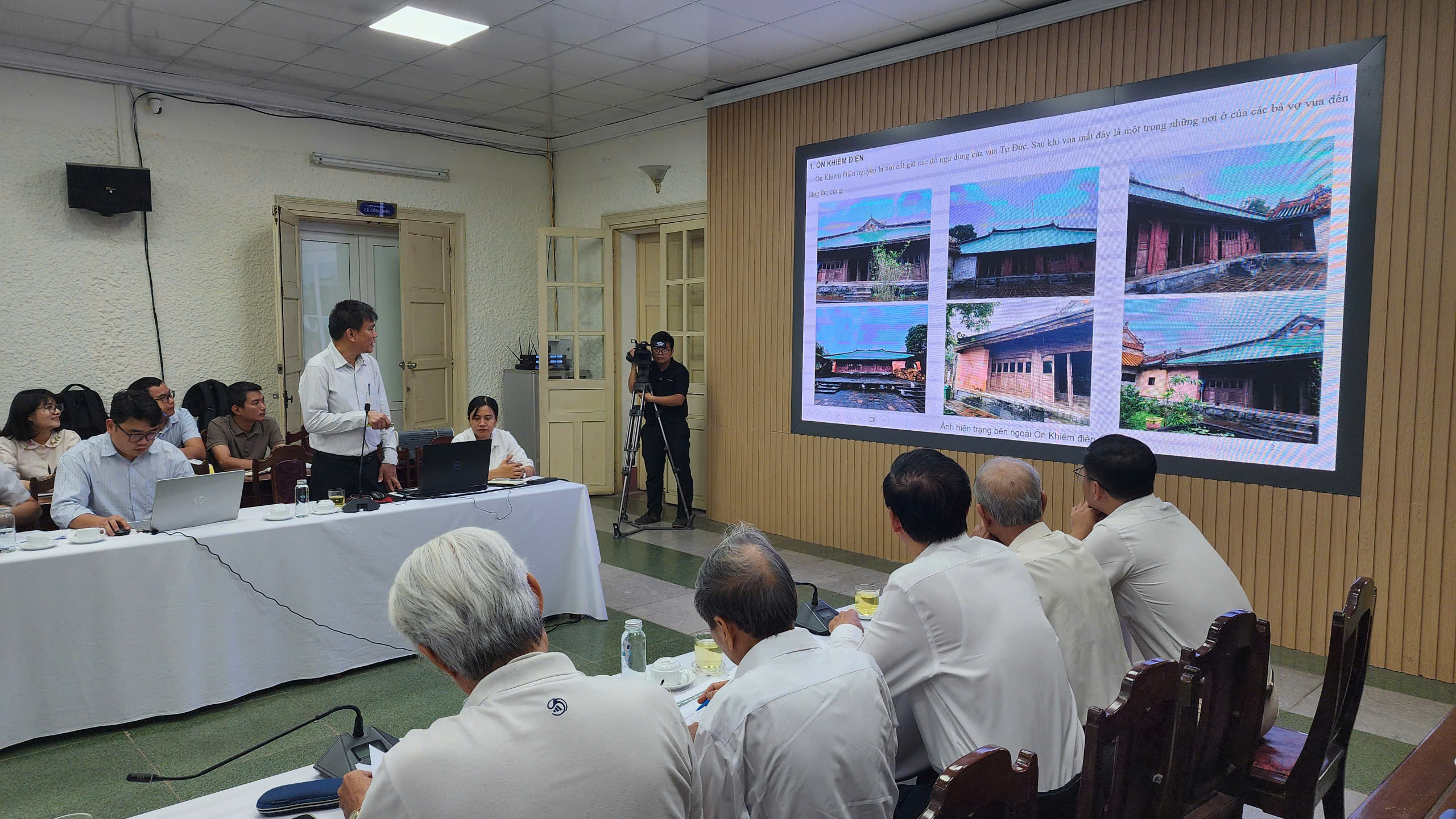 Trùng tu di tích lăng Tự Đức: Còn nhiều điều tranh luận về yếu tố gốc - Ảnh 3.