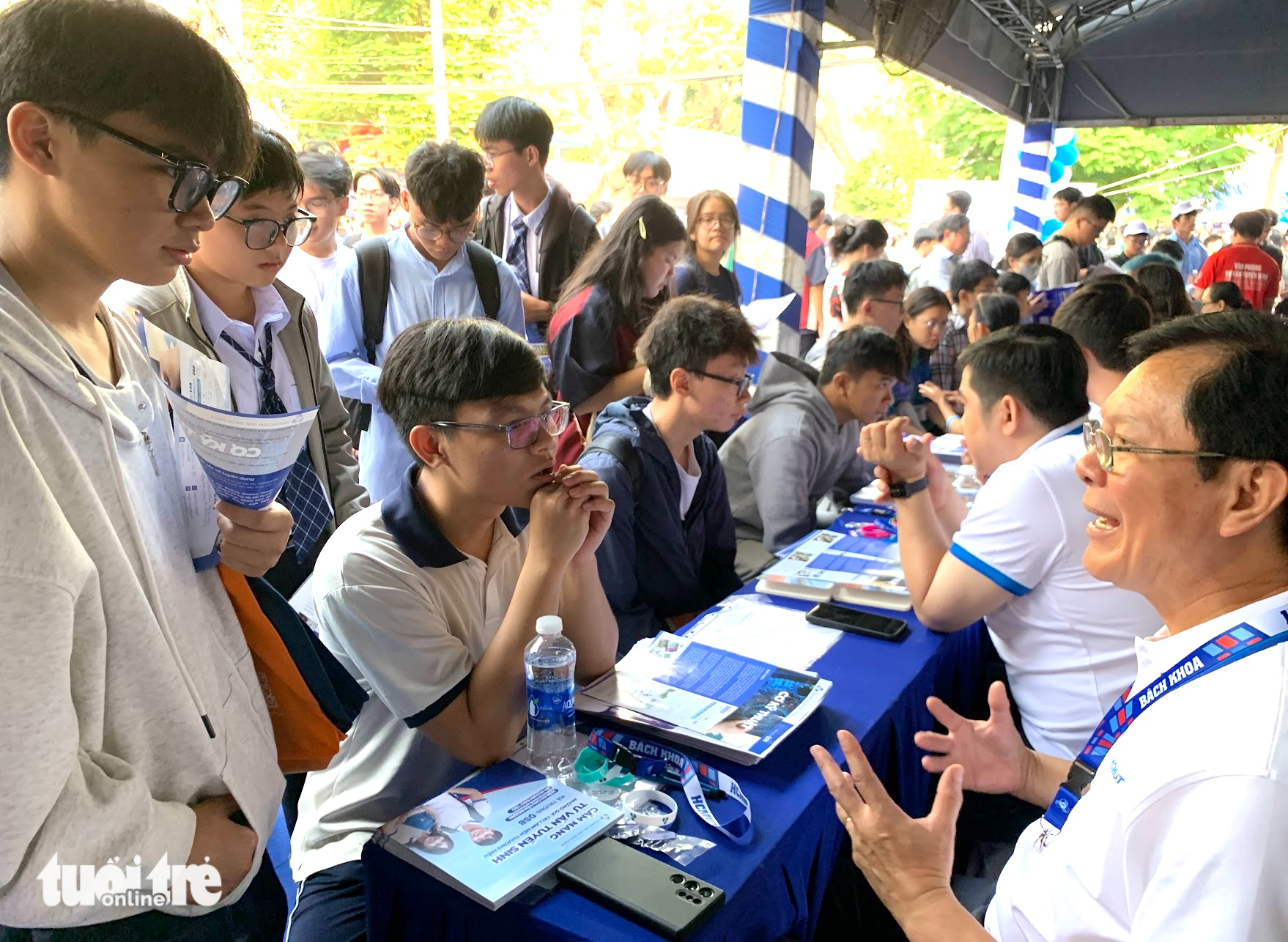 Siết cách tính chỉ tiêu, thạc sĩ dần lùi về vị trí trợ giảng - Ảnh 1.