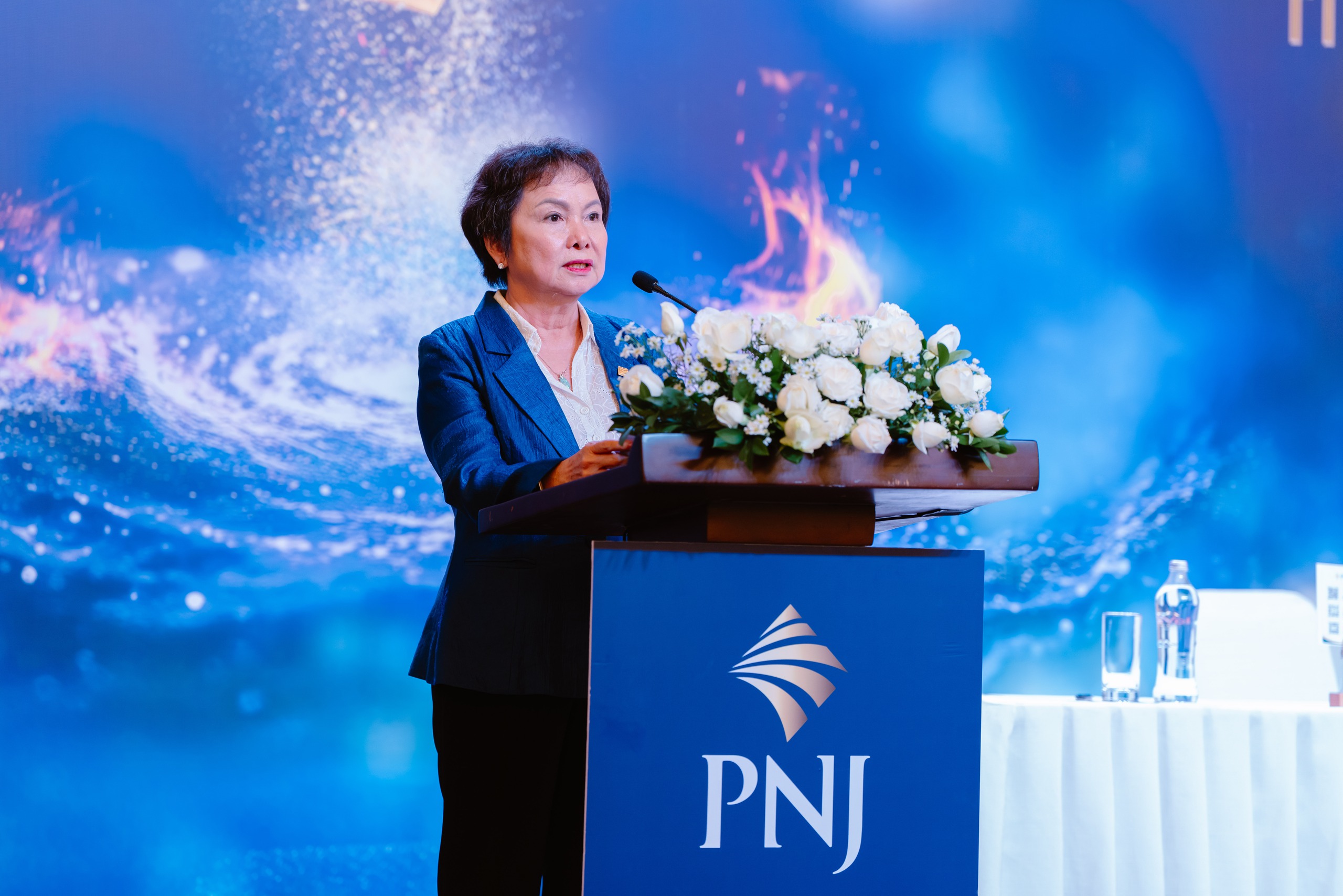 PNJ công bố sẽ 'lấn sân' mảng cầm đồ - Ảnh 1.