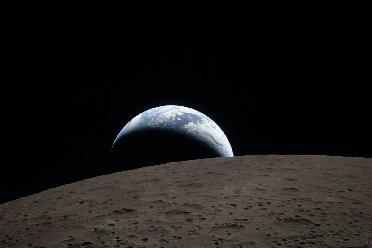 Artemis II Astronauts Record Footage Of Earth setting Behind The Moon 