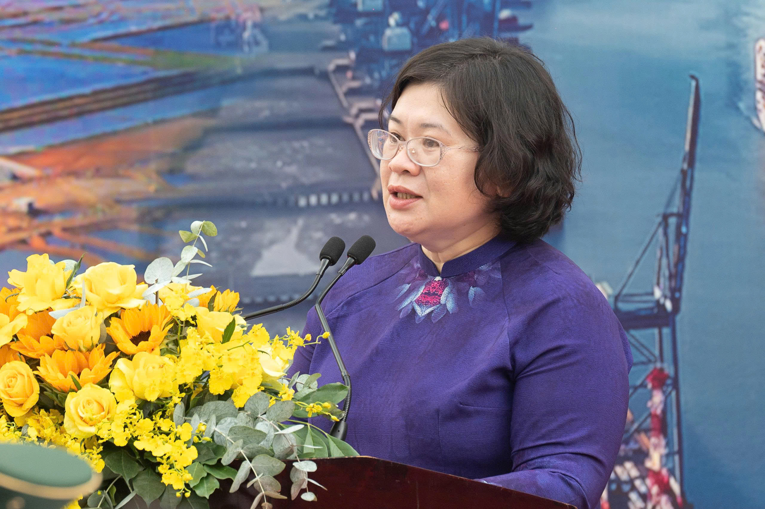 Hơn 150 ảnh về non sông Việt Nam trưng bày tại đường đi bộ Nguyễn Huệ - Ảnh 2.