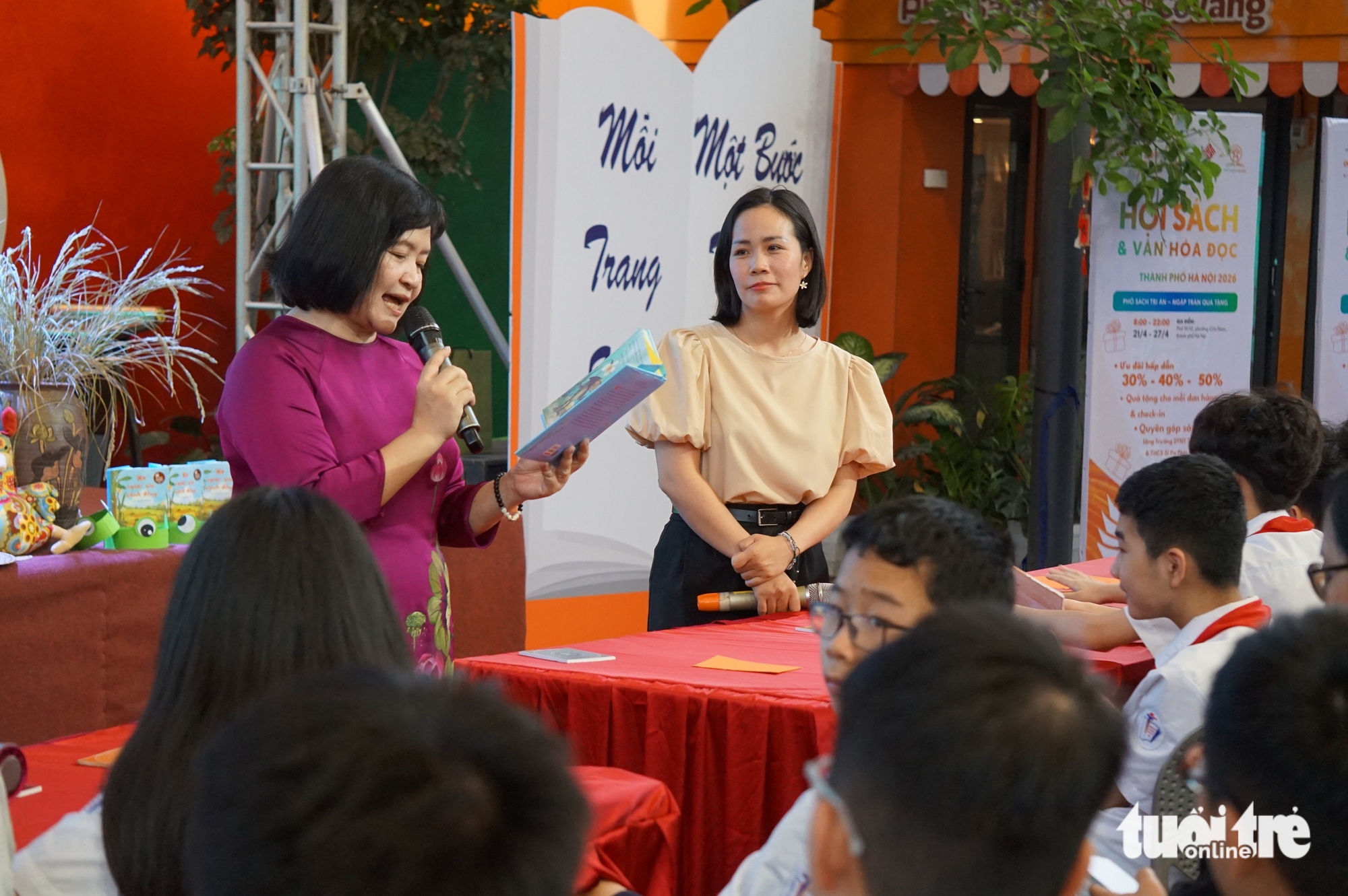 Đang có một lớp tác giả mới ‘ít nhiều’ xóa mờ khoảng cách văn học thiếu nhi Việt Nam và thế giới? - Ảnh 1.