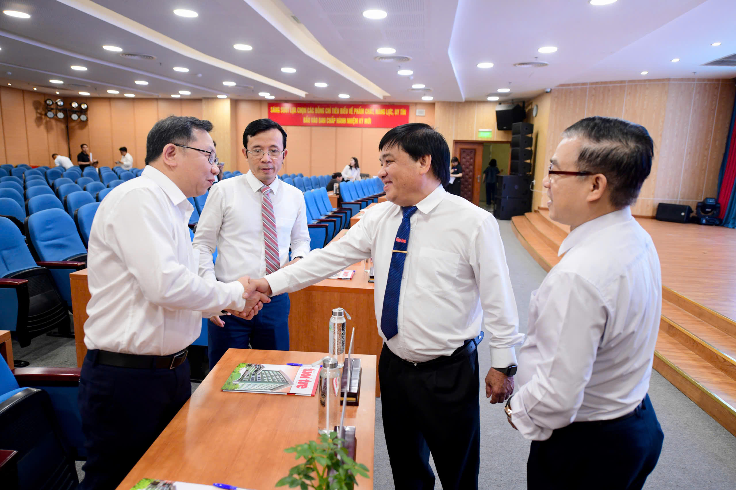 Vì một Việt Nam khỏe mạnh - Ảnh 1.