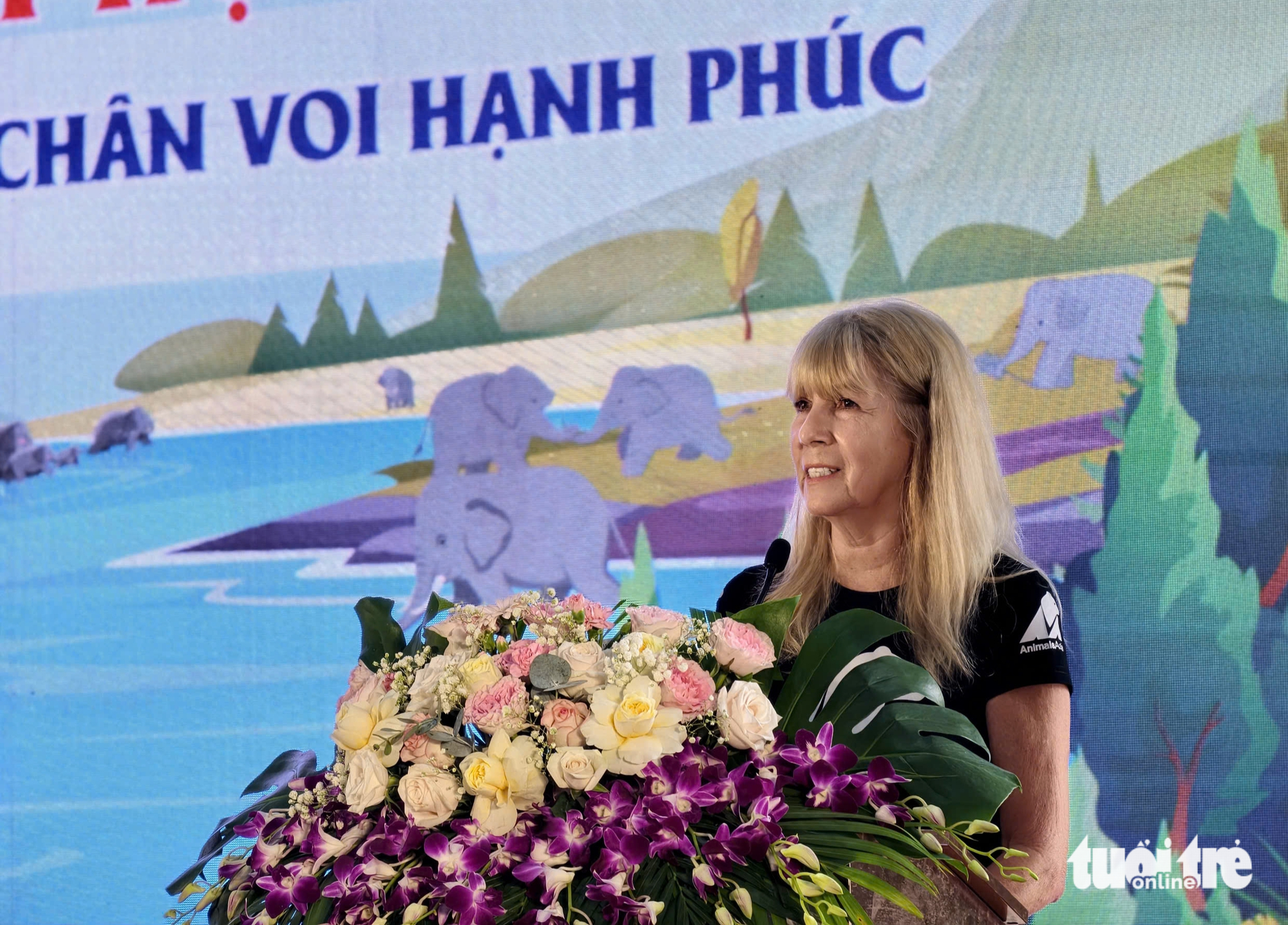 'Dấu chân voi hạnh phúc' và cách khai thác du lịch không cưỡi voi - Ảnh 1.