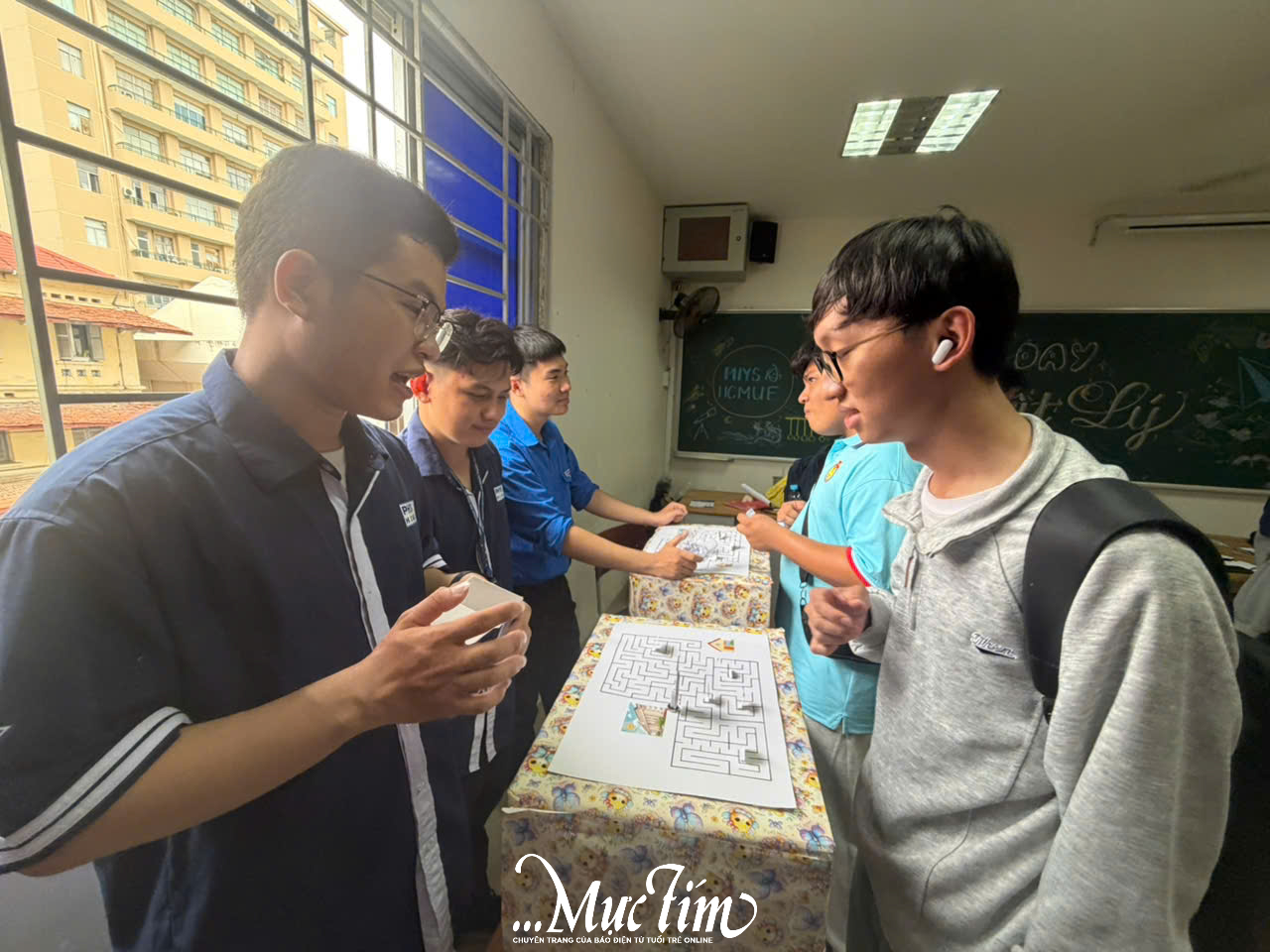 Trường đại học Sư phạm TP.HCM đón học sinh đến trải nghiệm làm sinh viên- Ảnh 5.