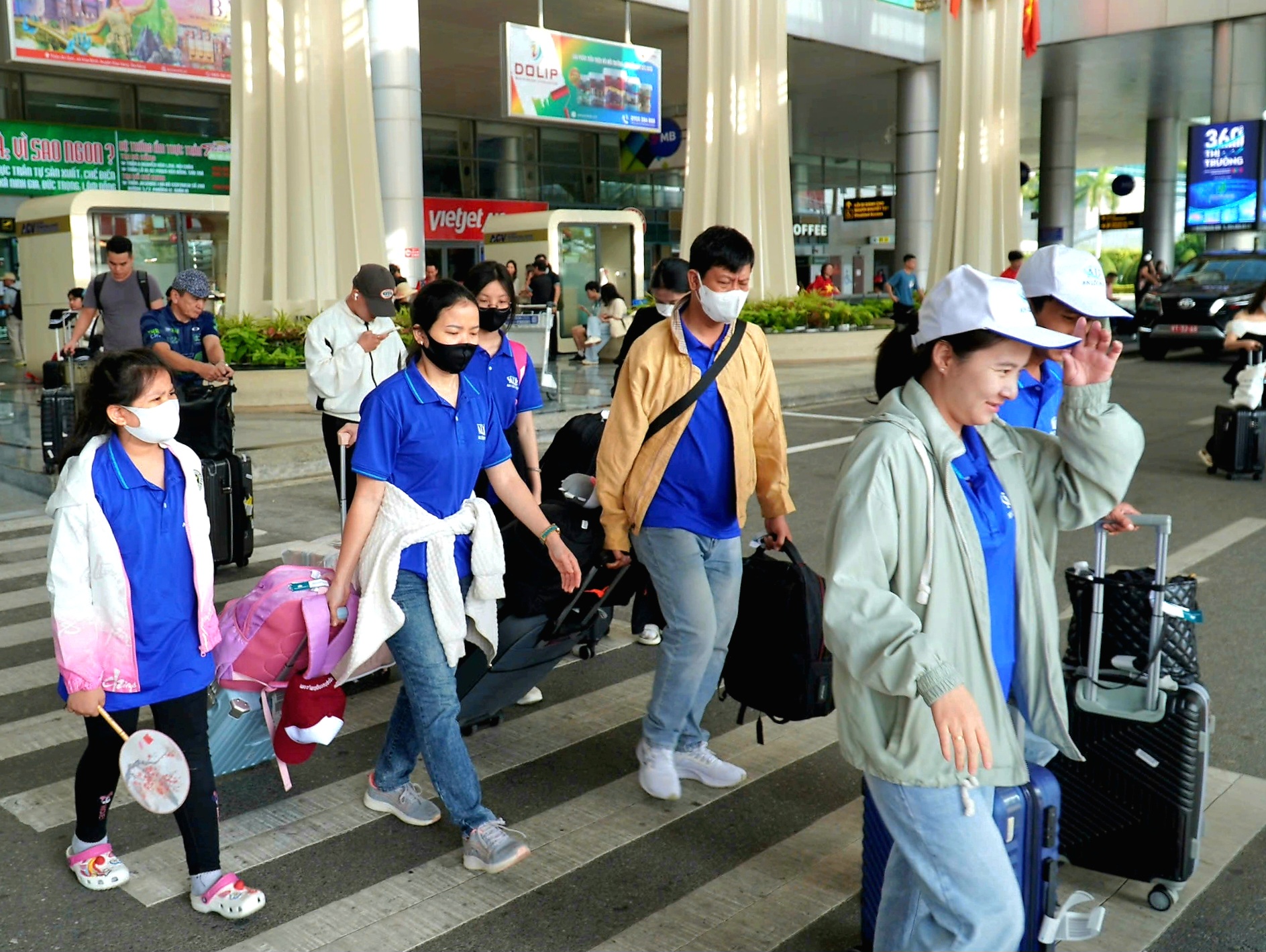 Rời Xa Cuộc Đua Trải Nghiệm Để Thật Sự Hưởng Thụ Kỳ Nghỉ Lễ