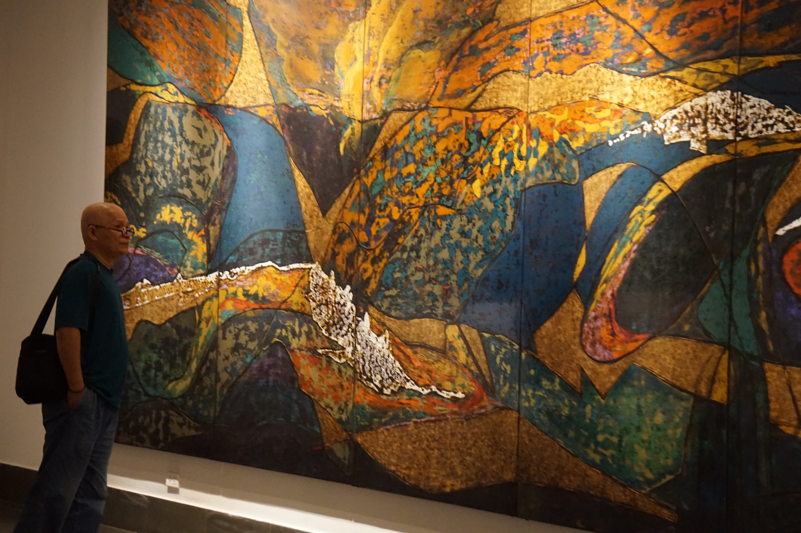 Tham vọng khám phá ‘cái vô hạn’ của họa sĩ Hiền Nguyễn - Ảnh 1.