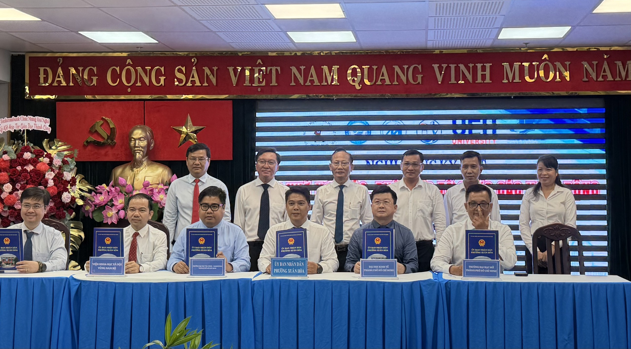 Một phường ở TP.HCM đặt hàng 15 trường hỗ trợ phát triển đô thị, chuyển đổi số và an sinh - Ảnh 3.