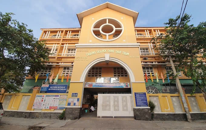 25 Học Sinh Trường Tiểu Học Đặng Thùy Trâm Nghi Ngộ Độc Thực Phẩm: Tình Hình Điều Trị Và Lời Khuyên Từ Sở Y Tế