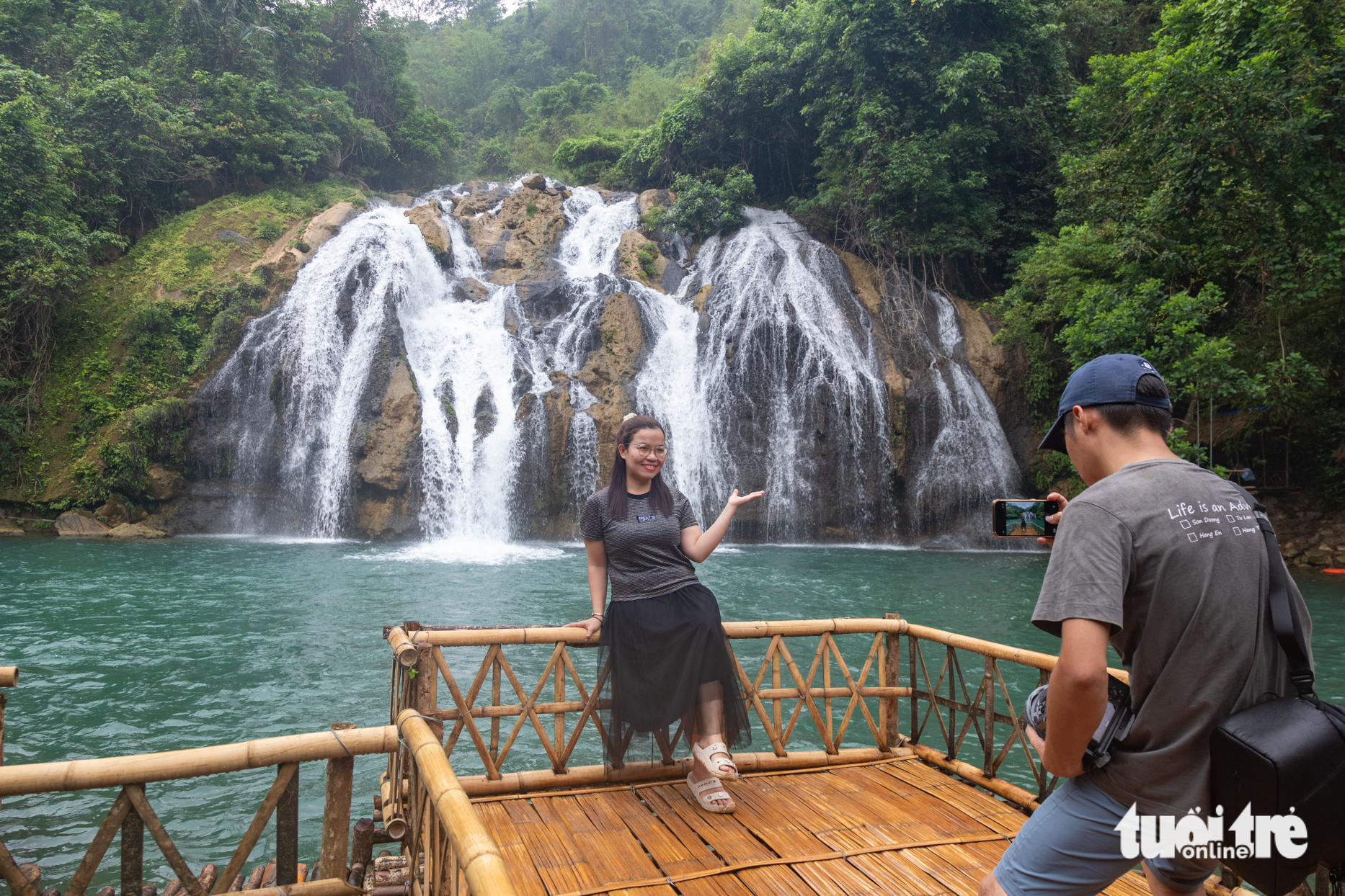 Gallery - Remote Ta Puong waterfall in central Vietnam draws visitors with pristine setting, community tourism